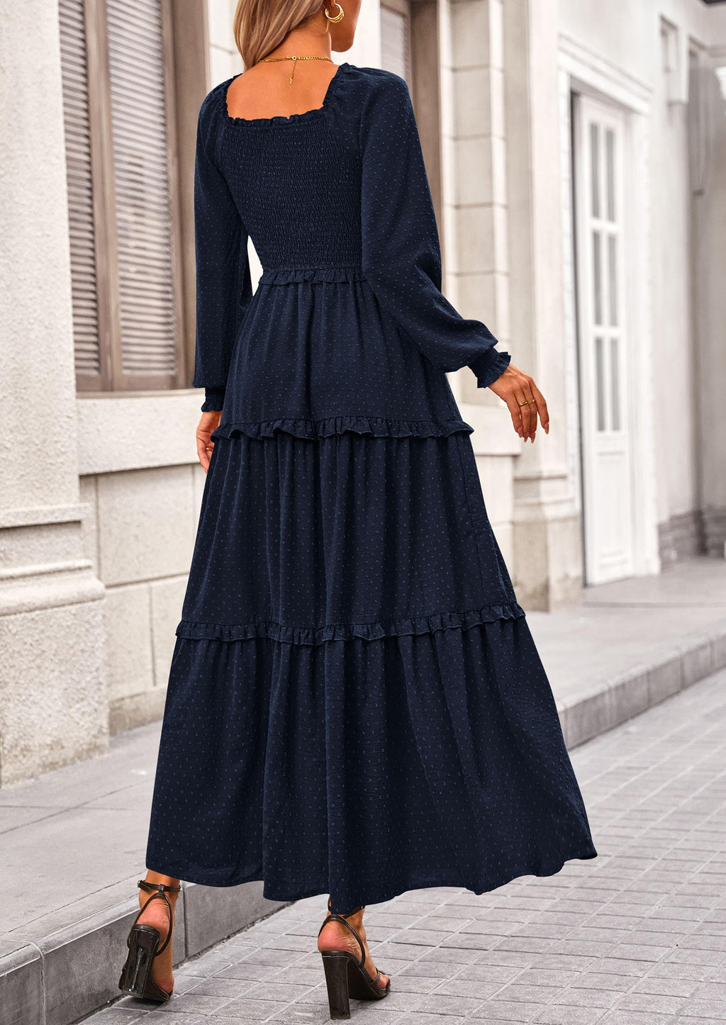Vestido largo de plumetis