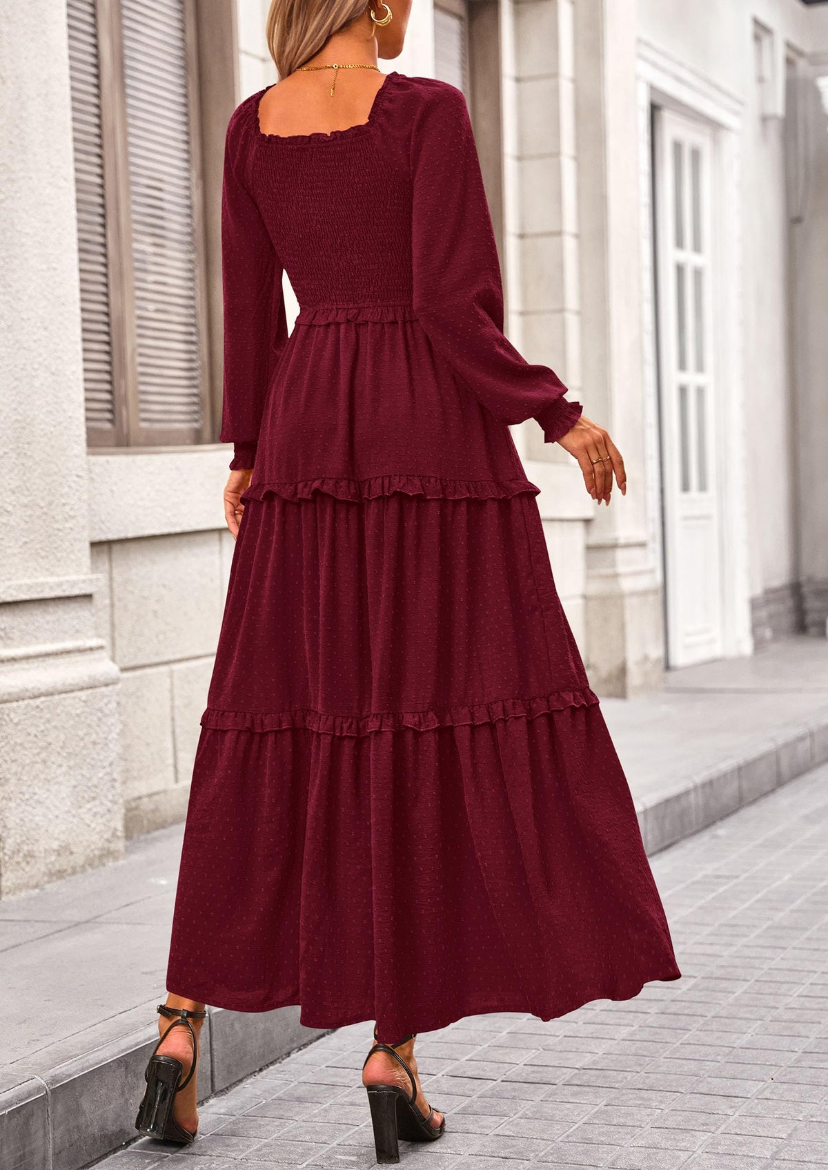 Vestido largo de plumetis