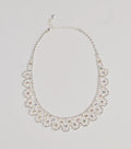 Collar de pedrería con borde festoneado, Brillo Divino