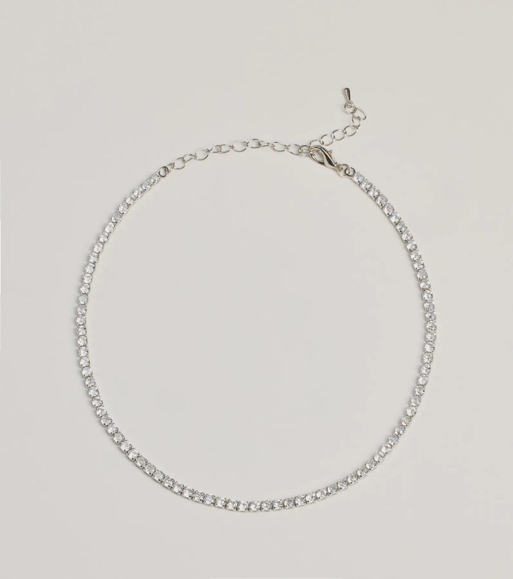 Elegante collar de tenis con circonitas cúbicas brillantes
