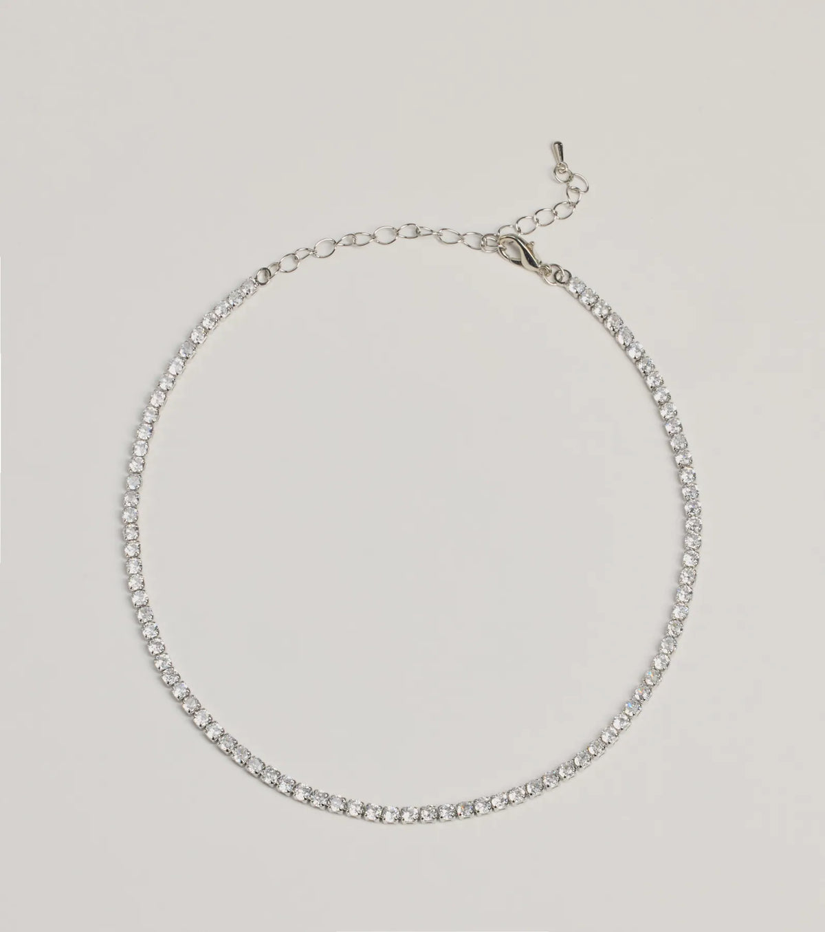 Elegante collar de tenis con circonitas cúbicas brillantes