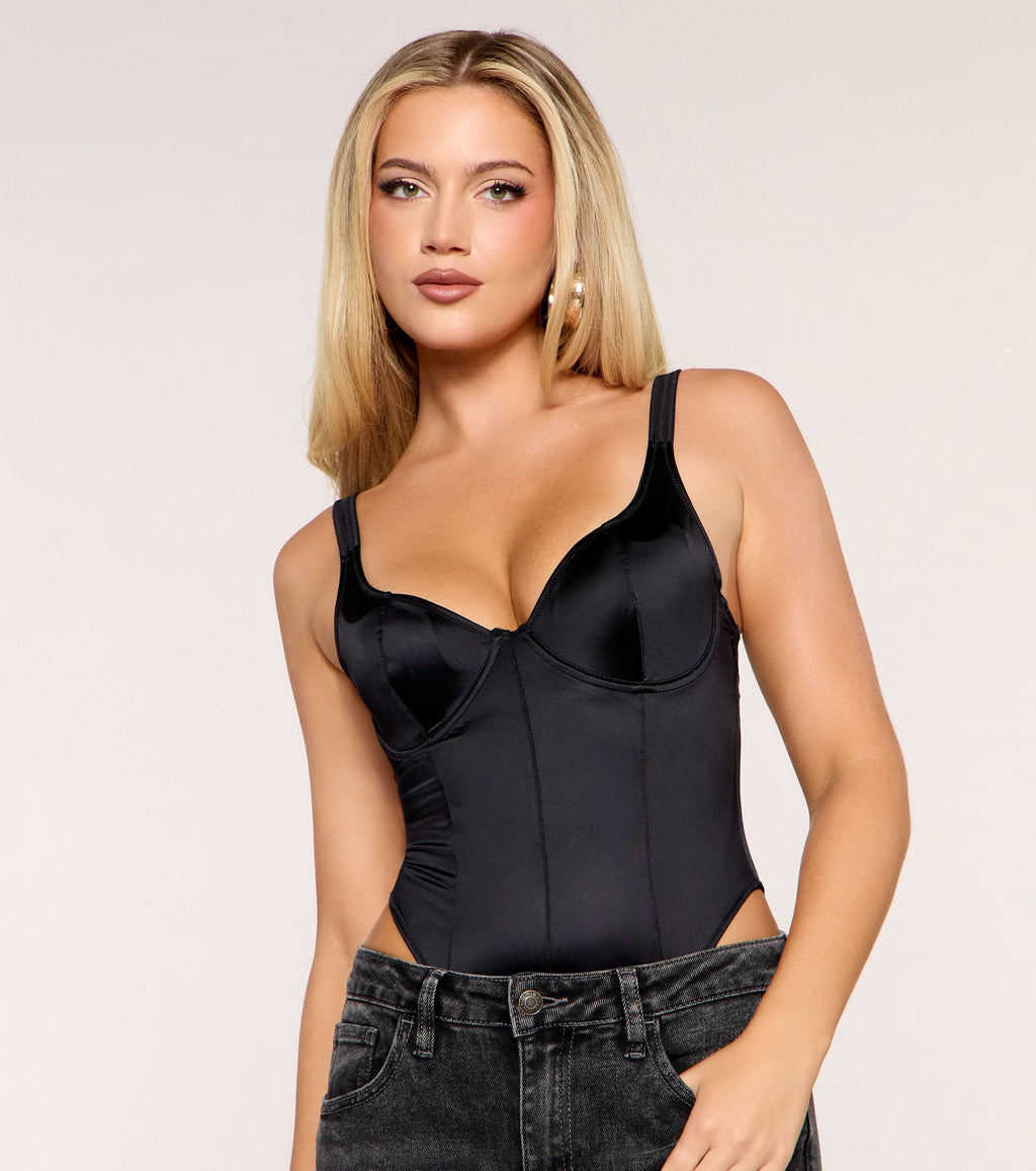 Body satinado Quiet Glow – Elegante brillo sedoso y comodidad sin esfuerzo