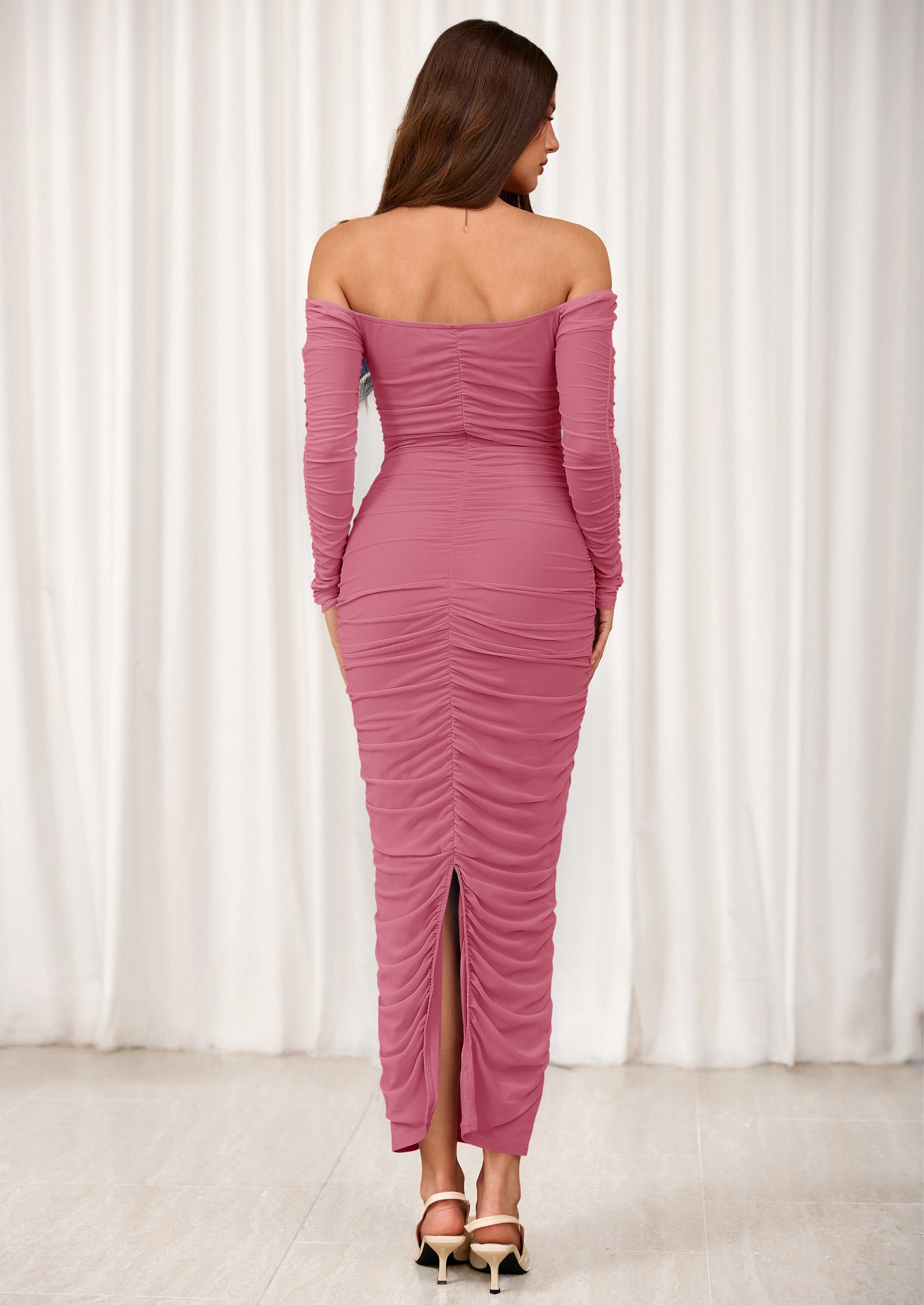 Vestido largo fruncido
