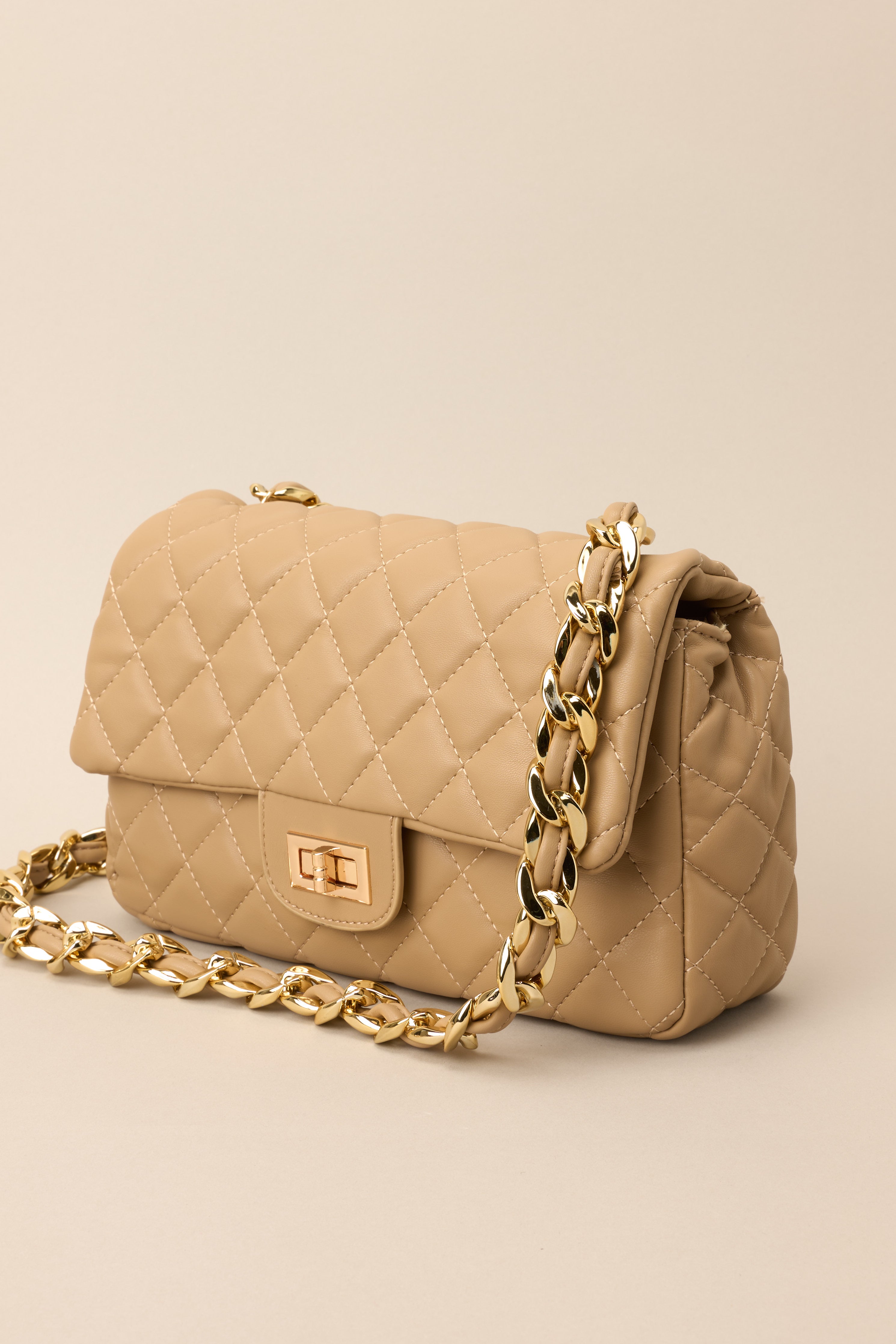 Bolso acolchado tostado