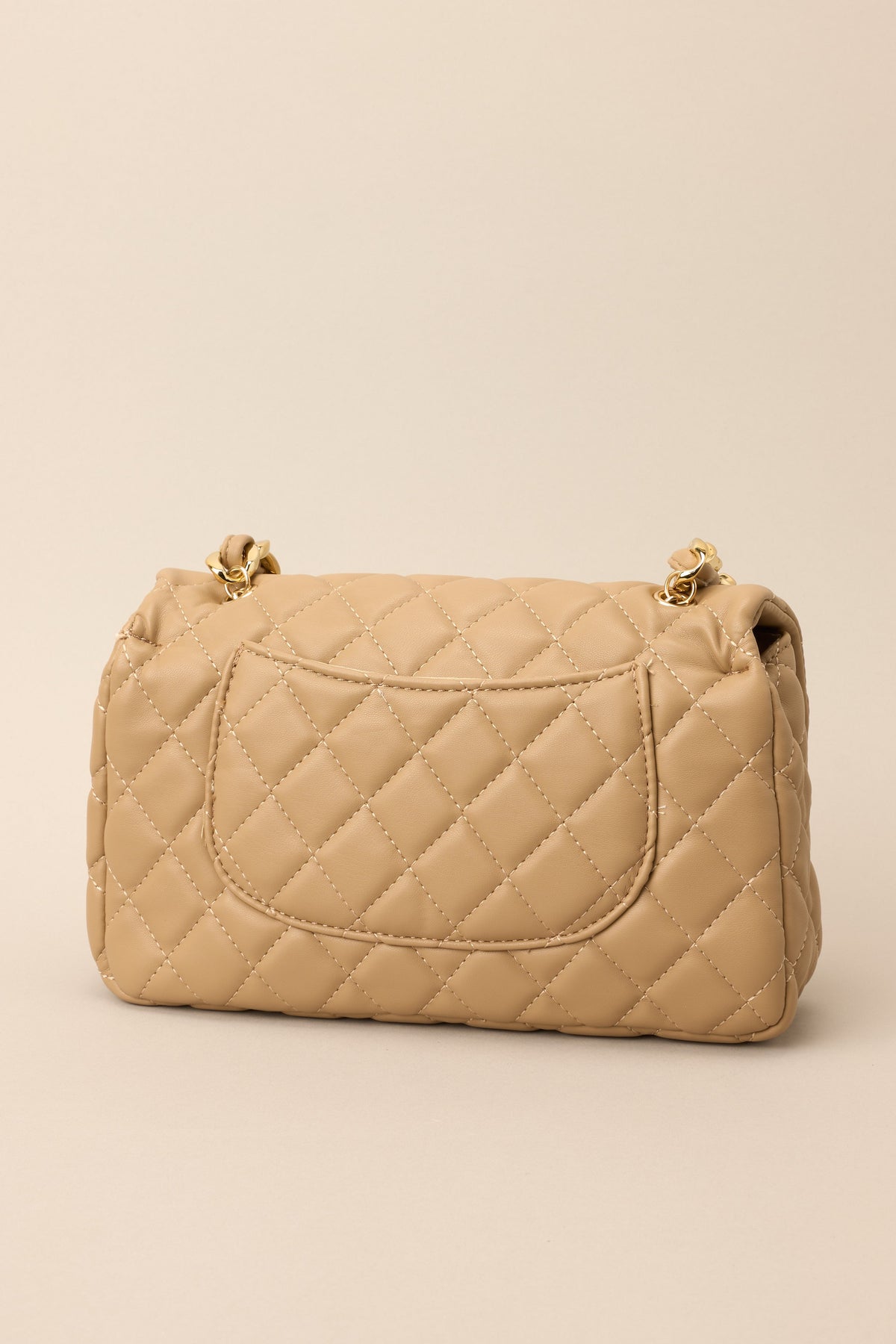 Bolso acolchado color tostado Innegable
