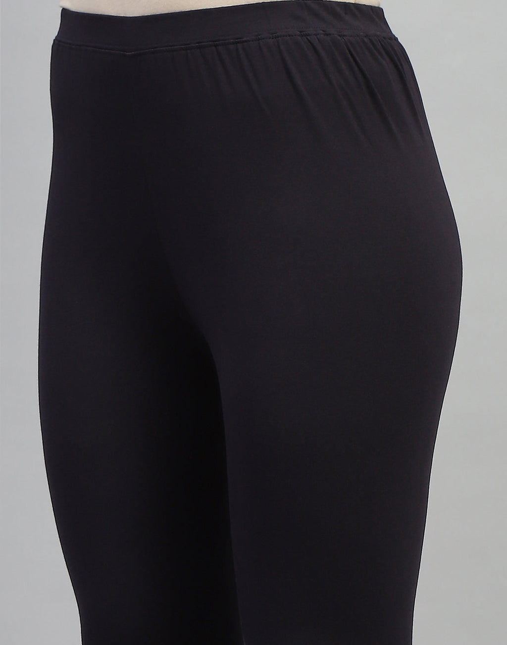 Leggings negros lisos de corte regular para mujer