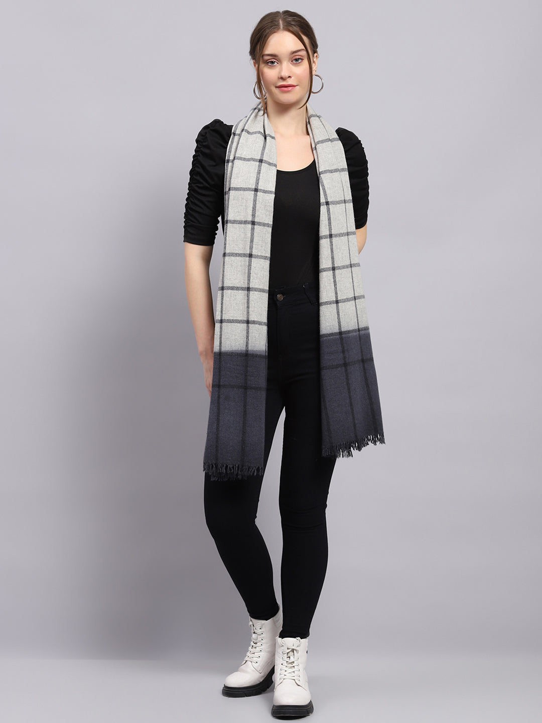 Estola gris a cuadros para mujer