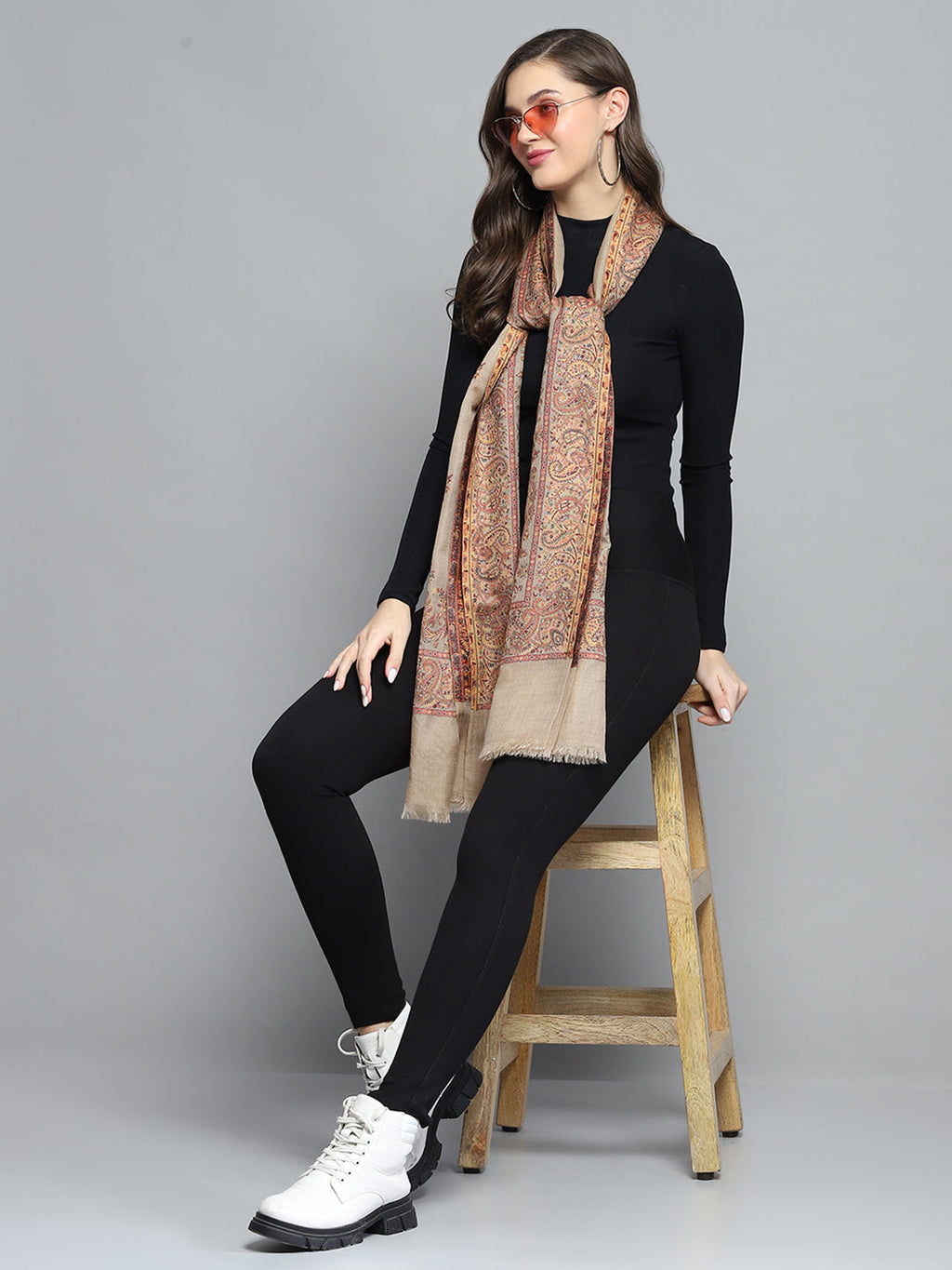 Estola elegante multicolor con diseño para mujer