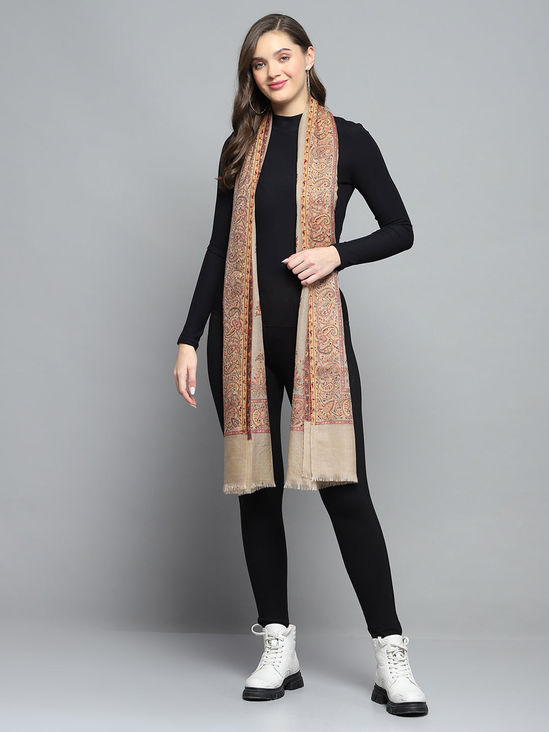 Estola elegante multicolor con diseño para mujer