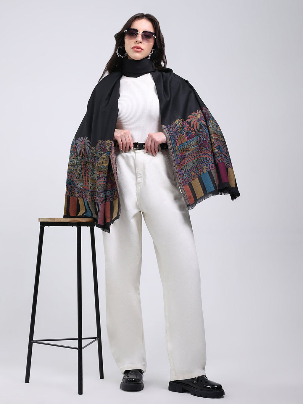 Chal de mezcla de lana estampado negro para mujer