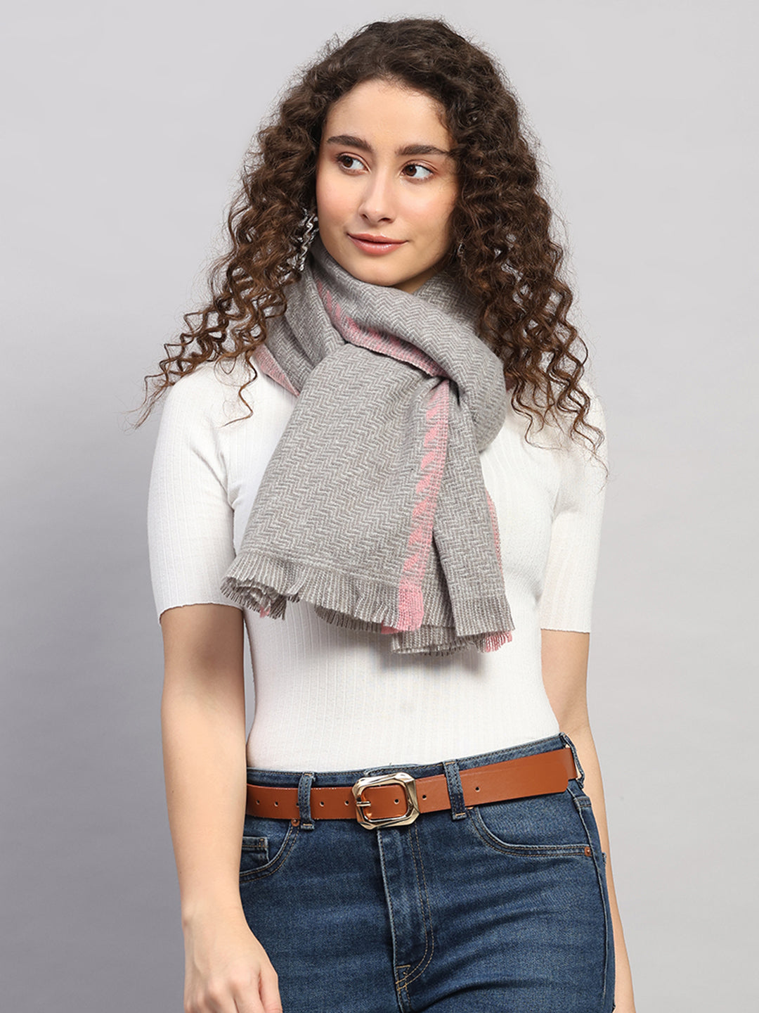 Estola de lana multicolor elegante con diseño tejido para mujer