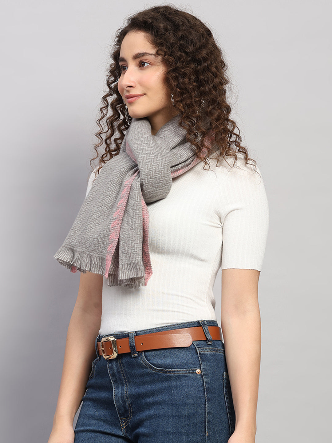 Estola de lana multicolor elegante con diseño tejido para mujer