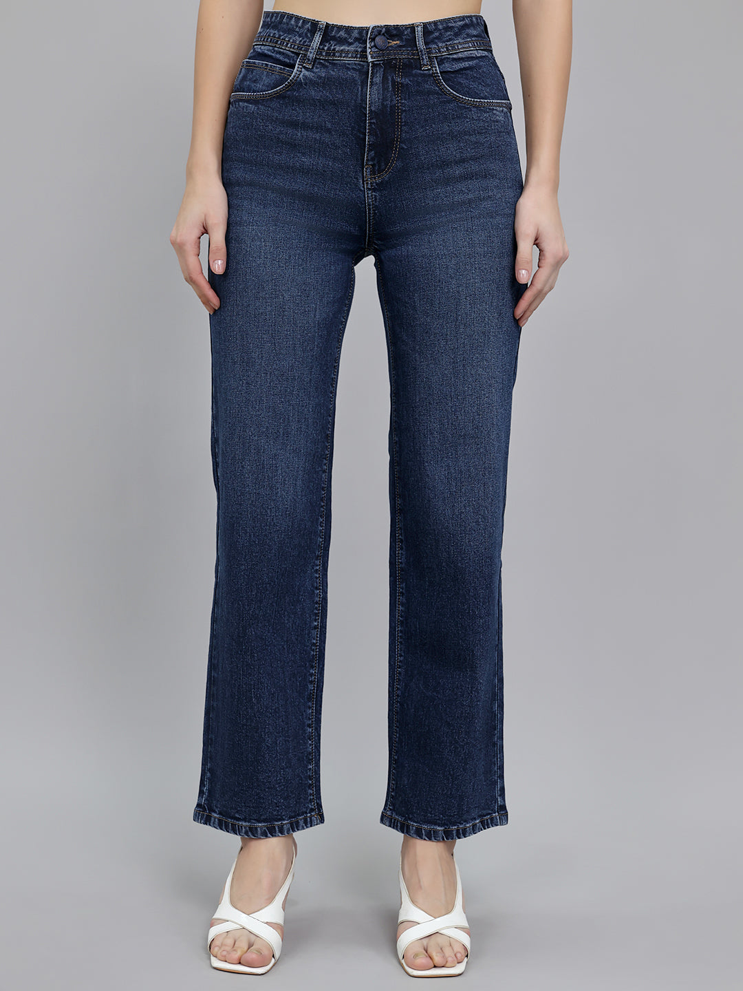 Jeans de mezclilla azul claro de pierna recta para mujer