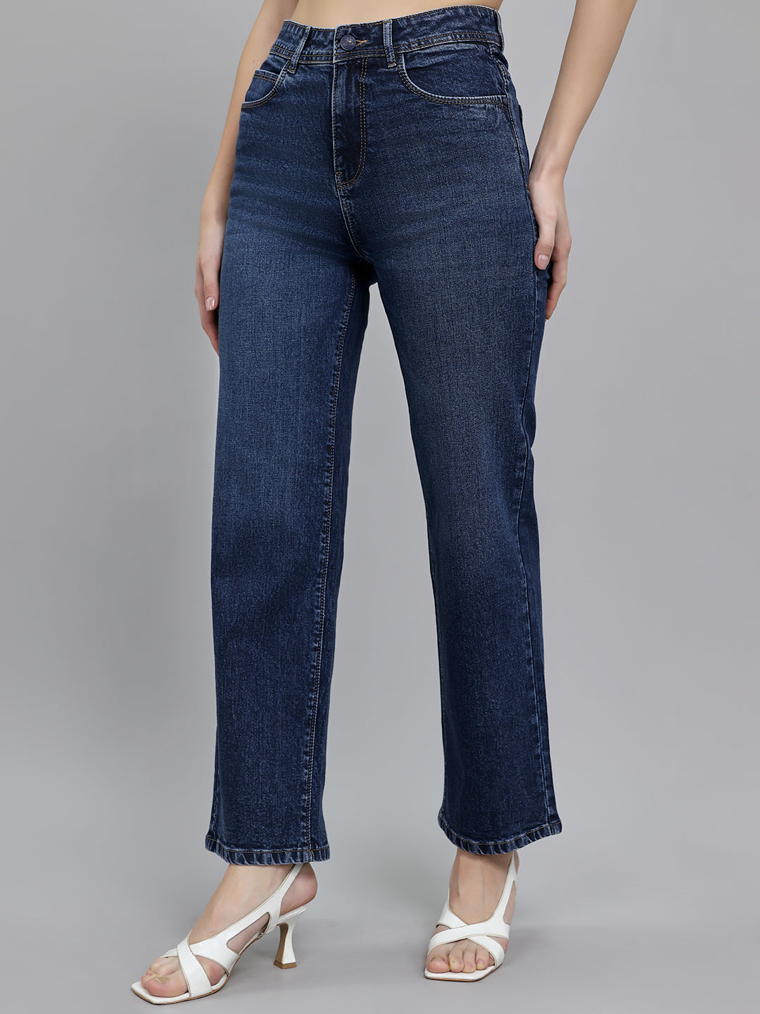 Jeans de mezclilla azul claro de pierna recta para mujer