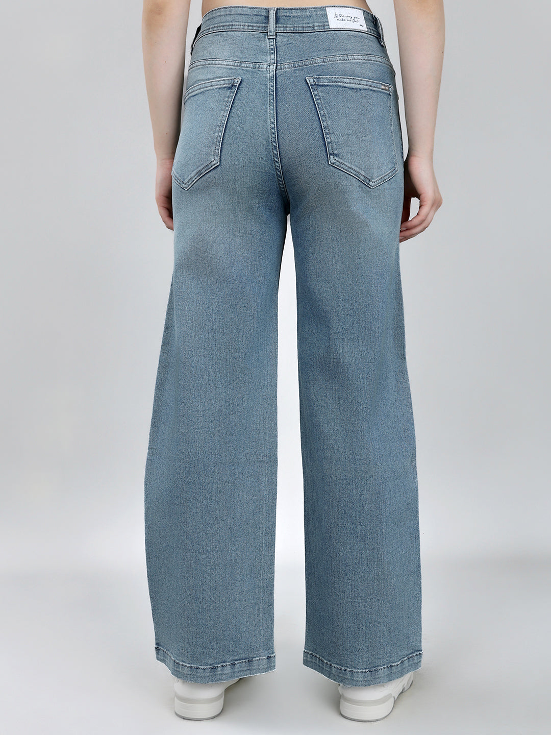 Vaqueros de mezclilla azules lisos de corte regular para mujer
