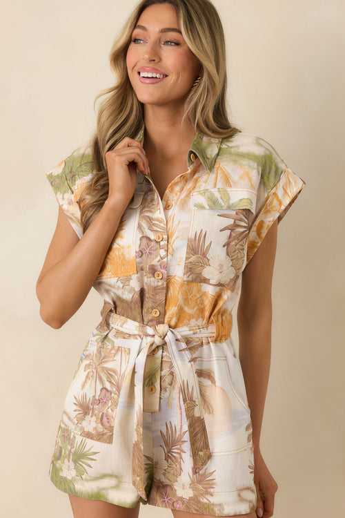 Aylaya Maya Mono Corto con Cinturón y Estampado Tropical Multicolor para Playa – Elegante Mono de Verano