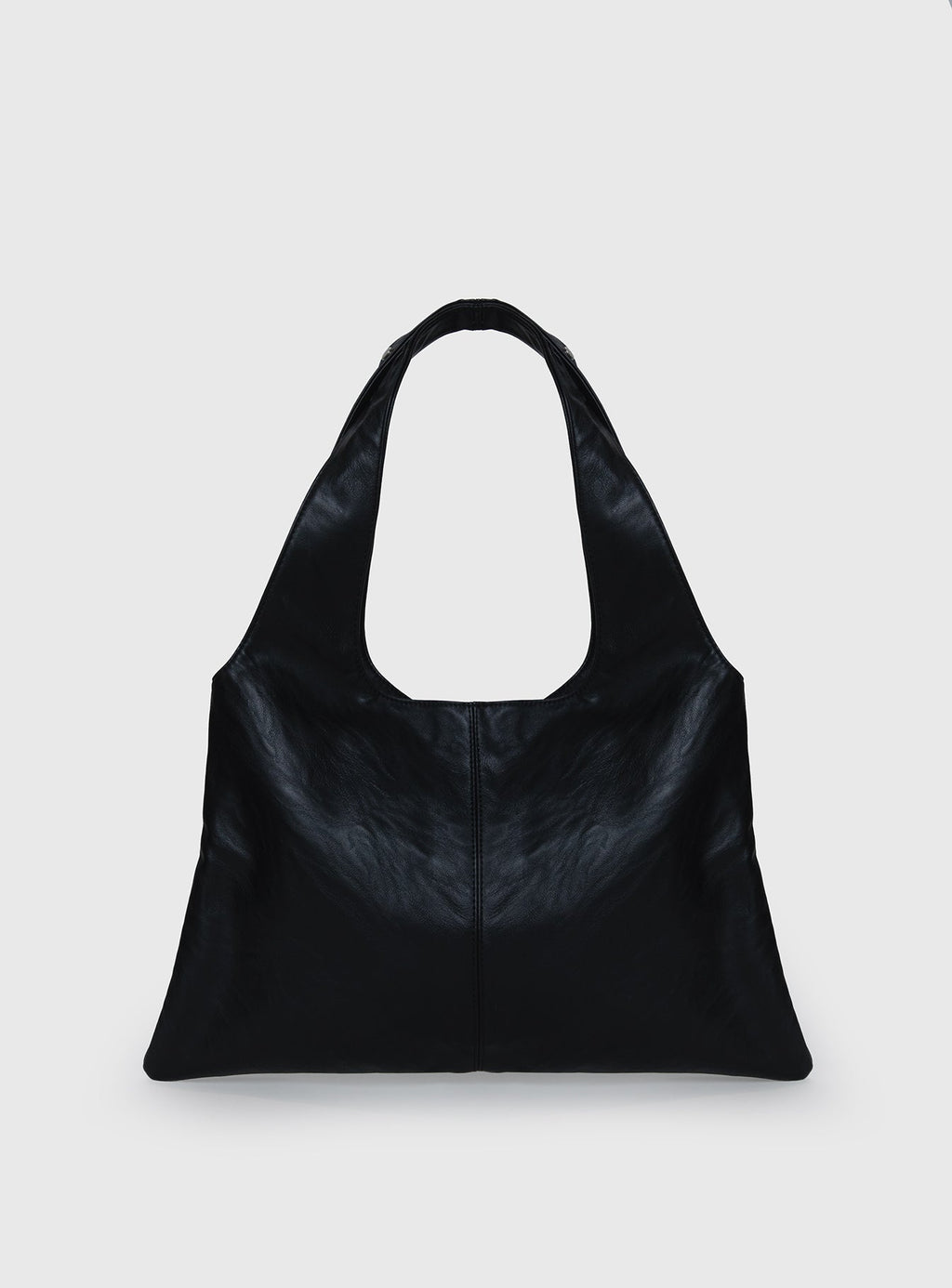 Bolso de mano con tachuelas