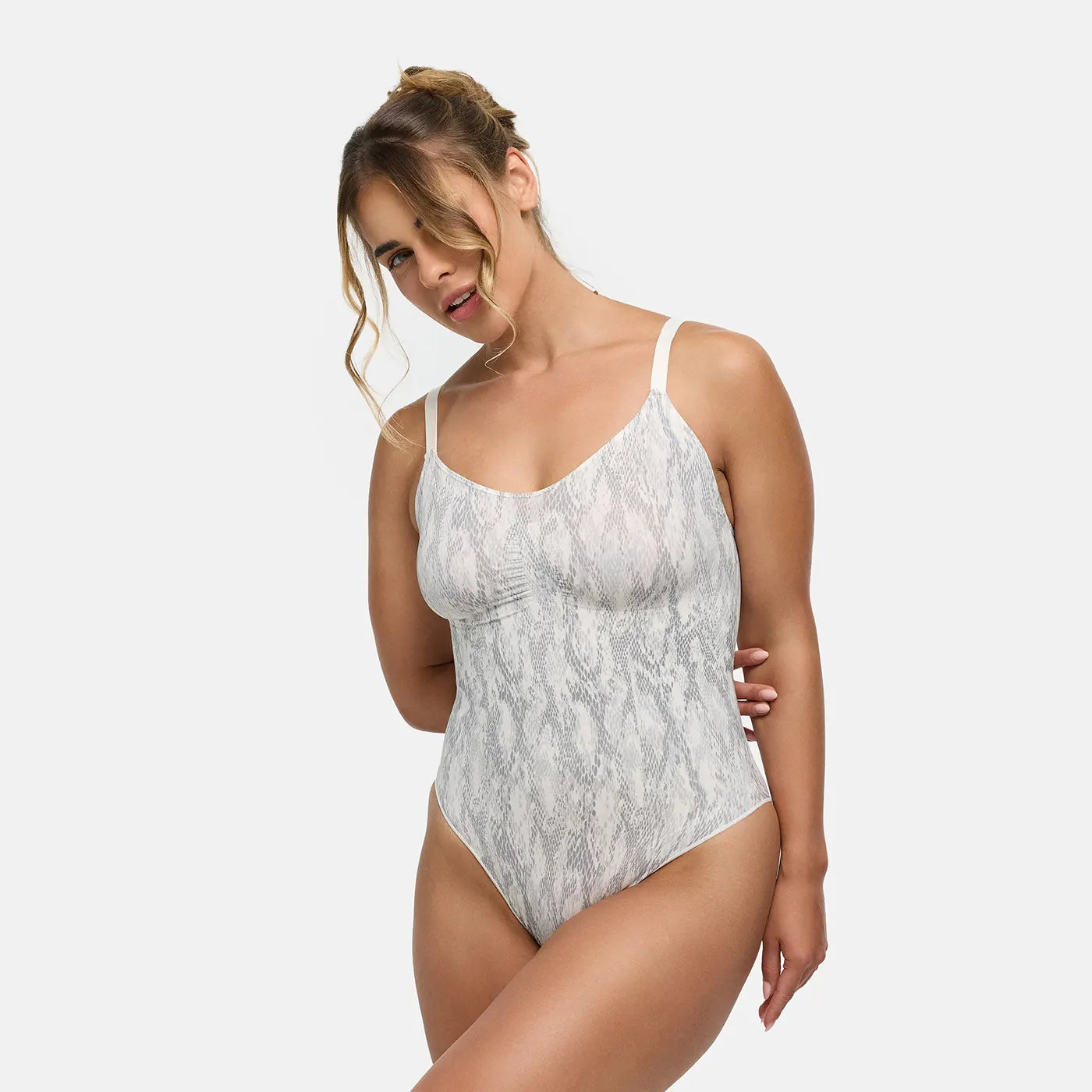 Body moldeador con braga