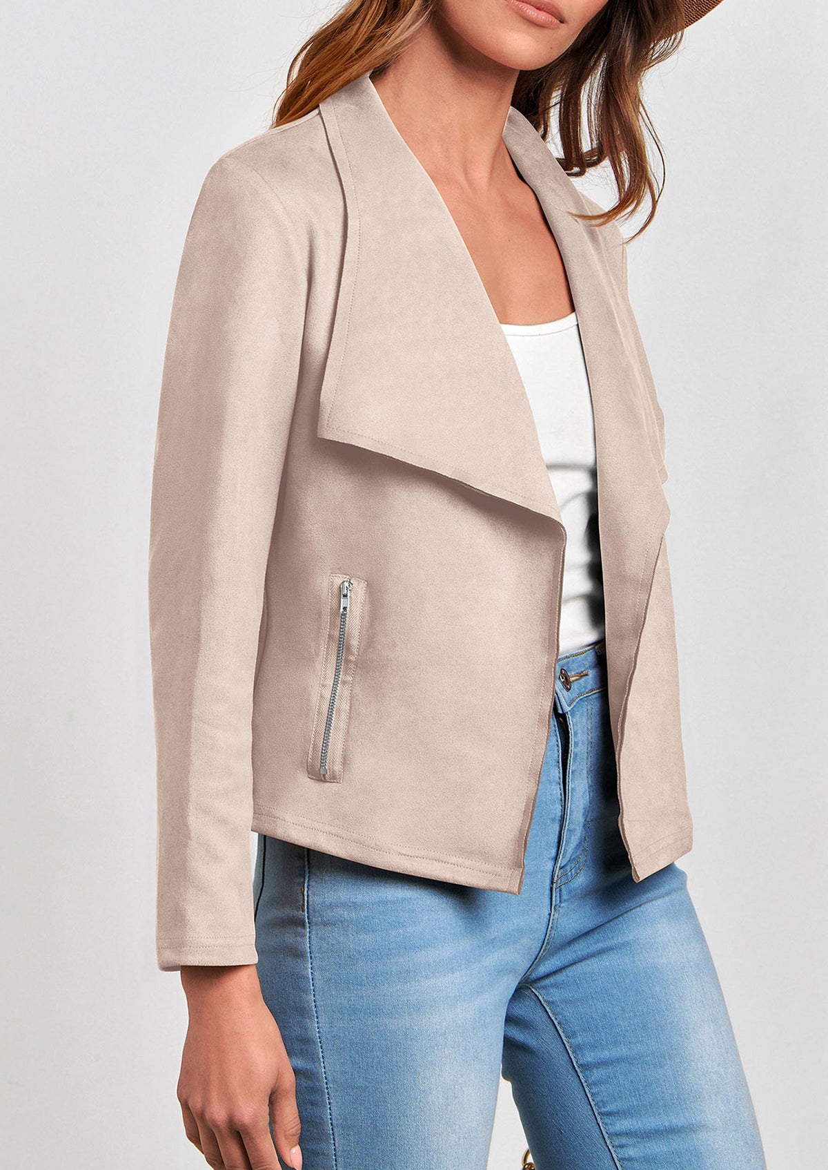 Chaqueta corta de sintético
