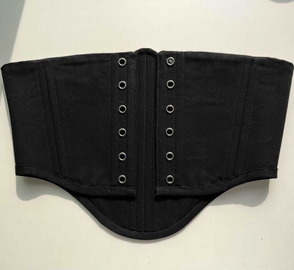 Cinturón reversible tipo corsé de sarga y damasco negros
