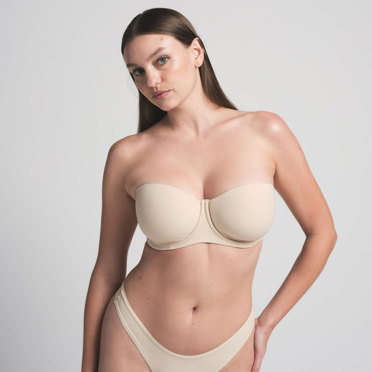 FITS EVERYBODY Sujetador sin tirantes sin costuras – Arena
