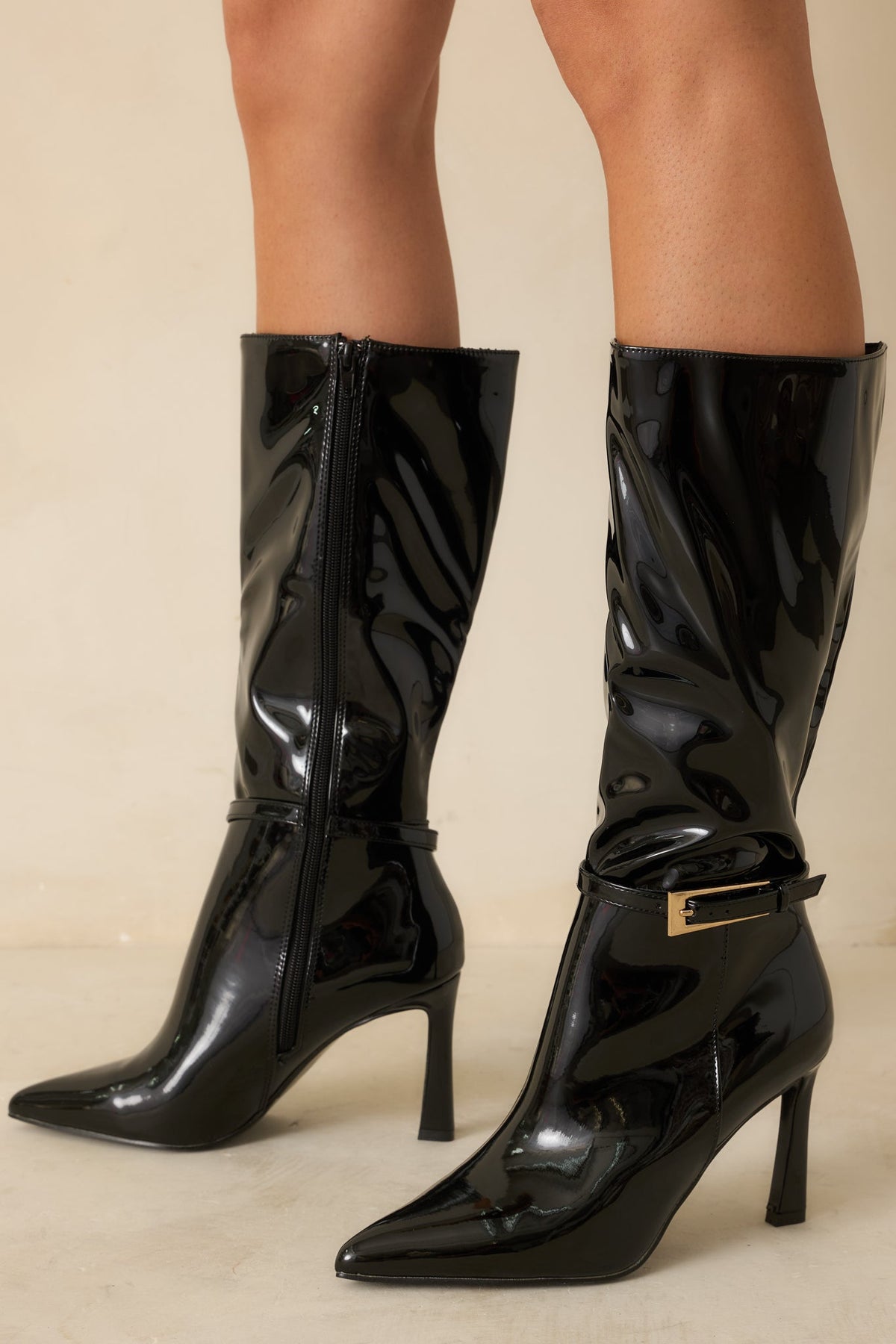 Botas Stay In Touch elegantes de cuero sintético negro efecto charol