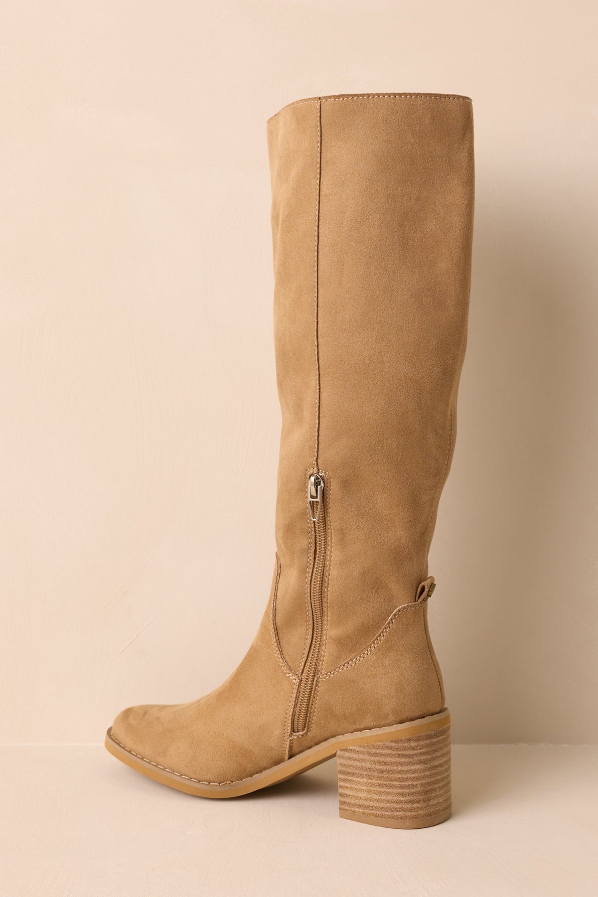 Botas altas hasta la rodilla de ante sintético color tostado For Good Reason