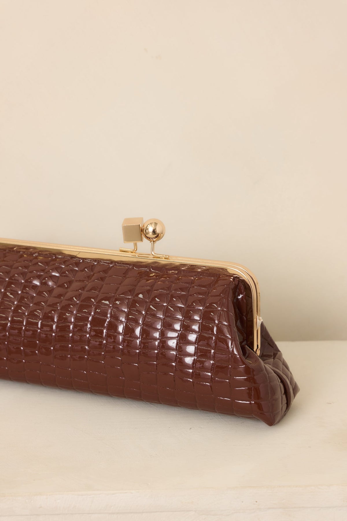Bolso de mano de cuero marrón chocolate