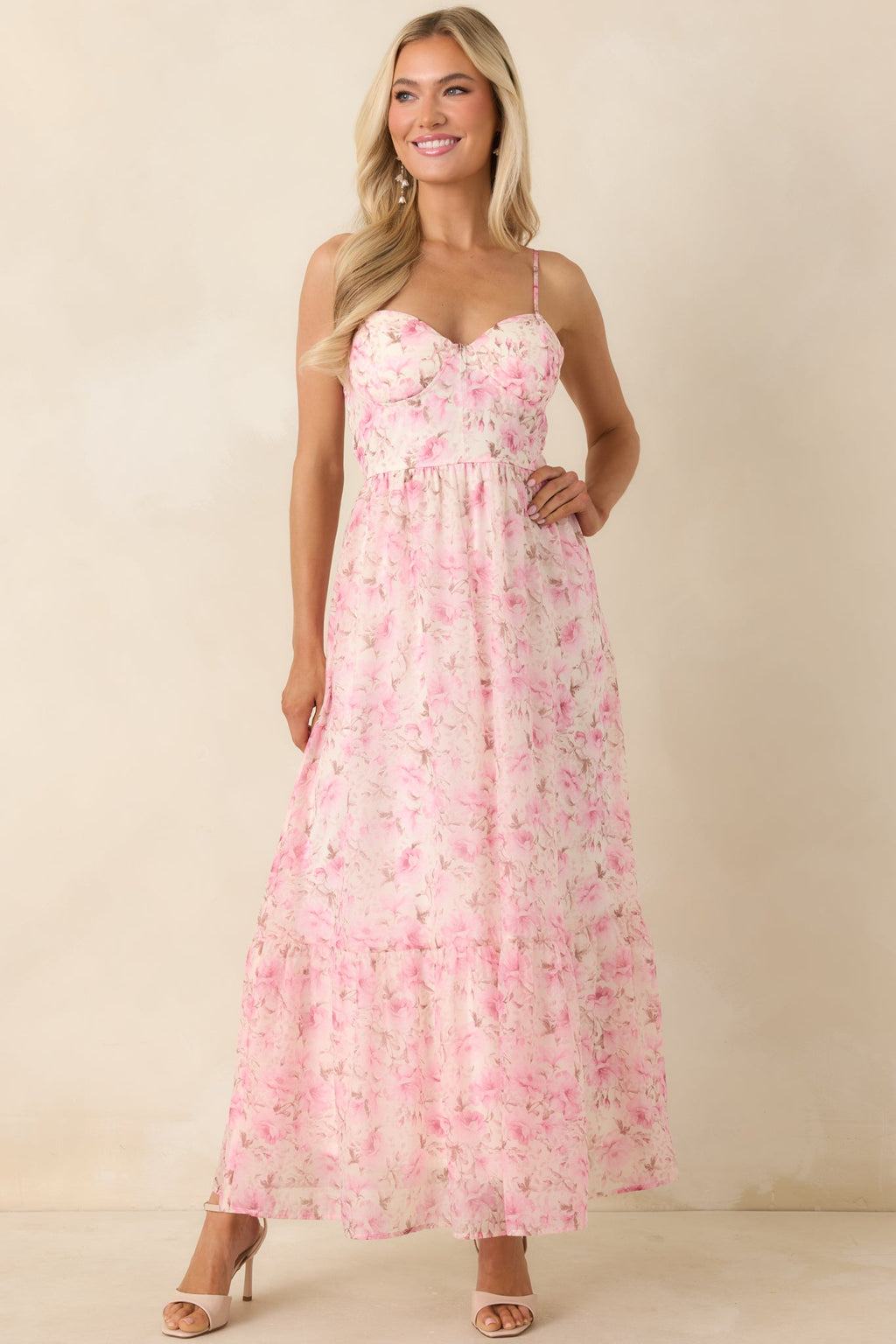 Vestido maxi romántico rosa floral con bustier Love Me Softly