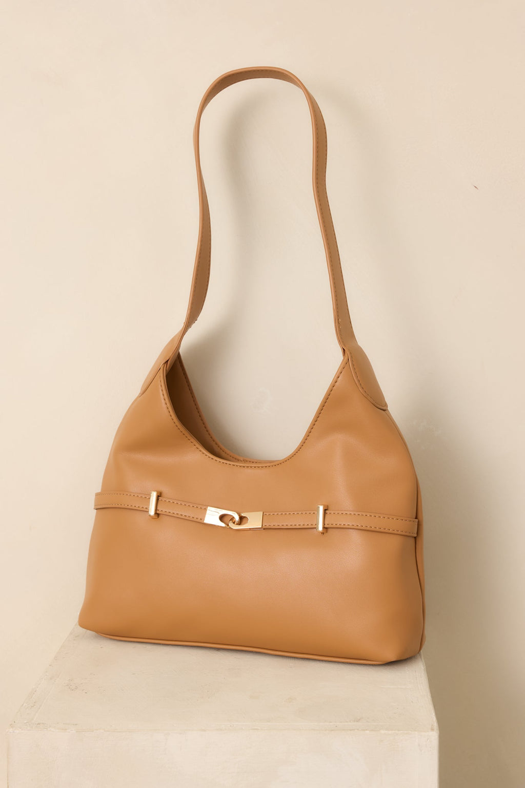 Bolso de hombro de cuero sintético