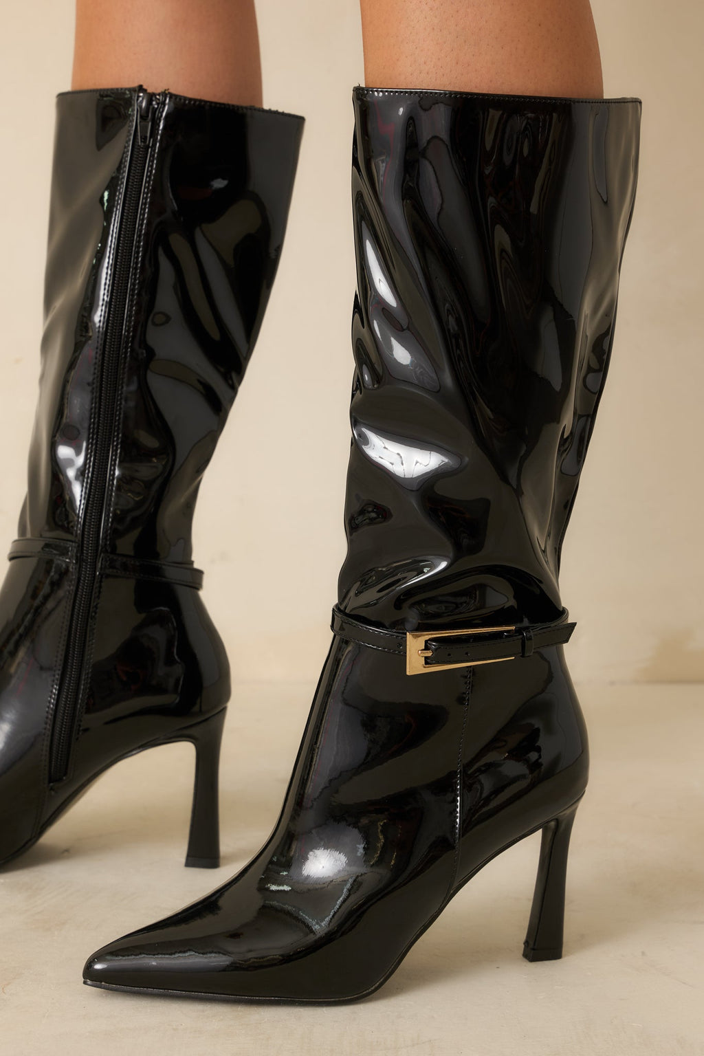 Botas Stay In Touch elegantes de cuero sintético negro efecto charol