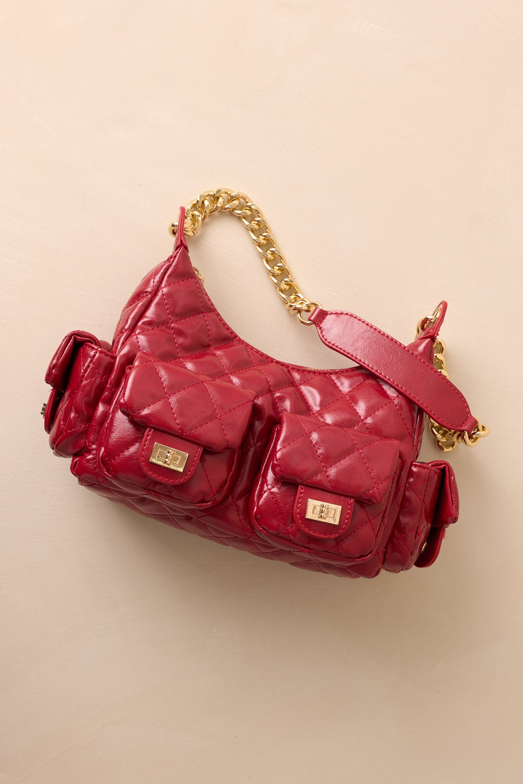 Bolso de mano chic rojo de cuero acolchado