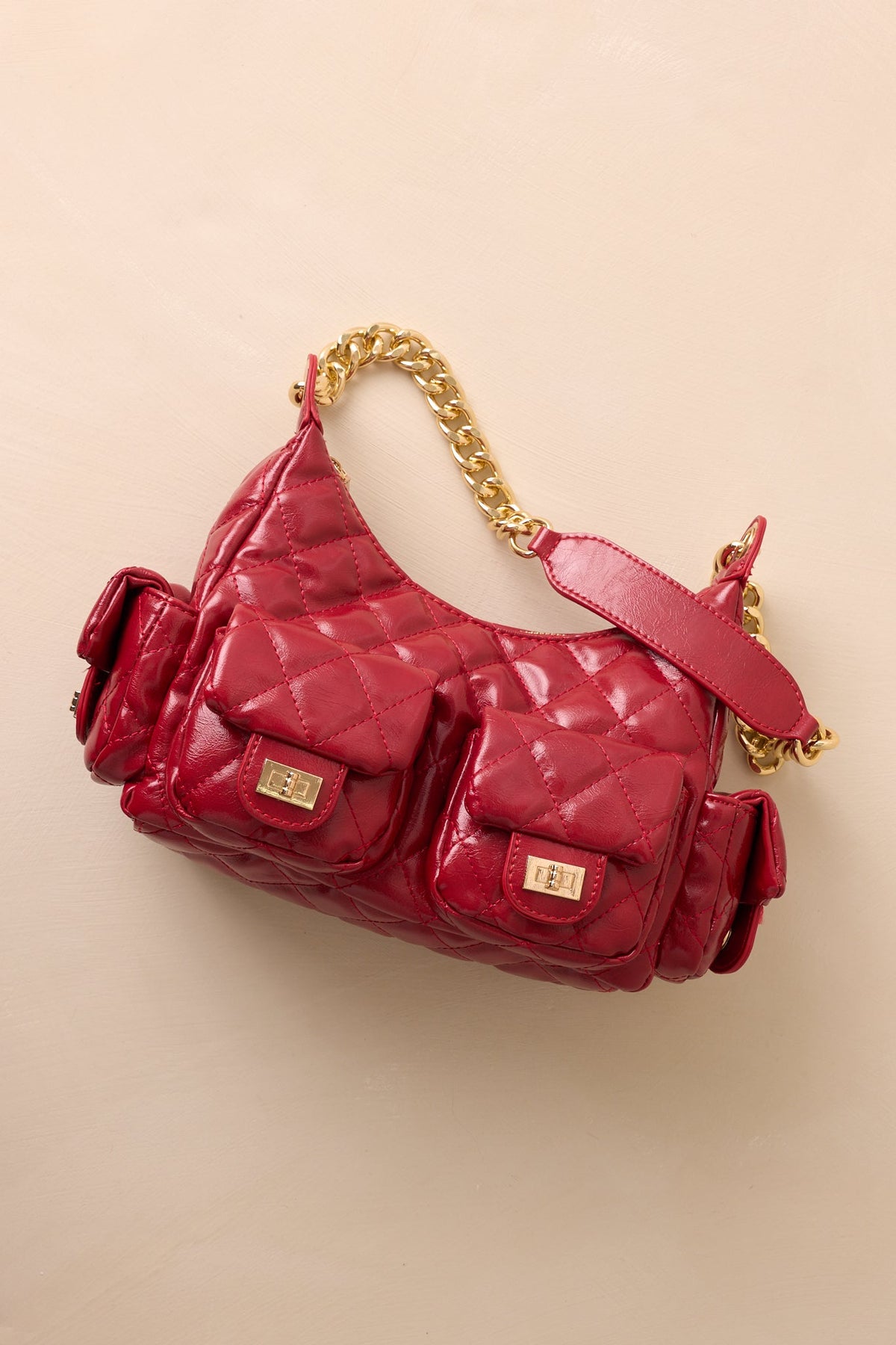 Bolso de mano chic rojo de cuero acolchado