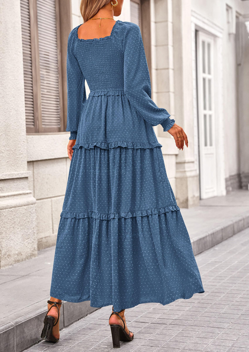 Vestido largo de plumetis