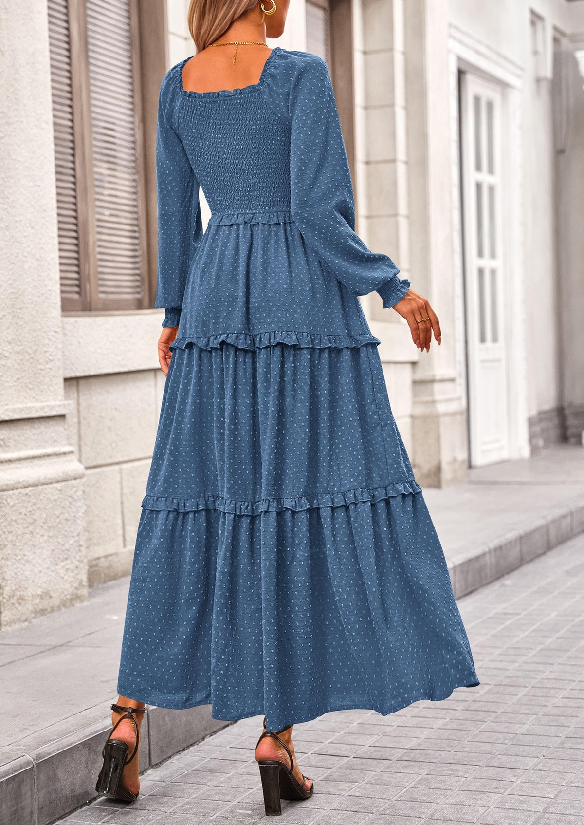 Vestido largo de plumetis