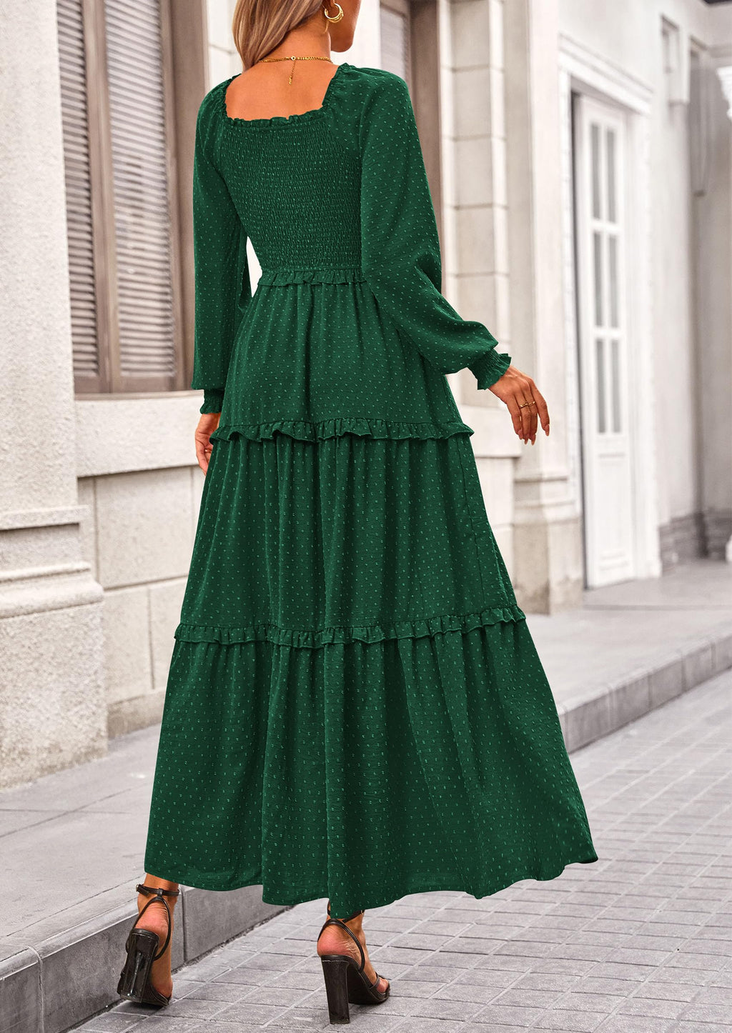 Vestido largo de plumetis