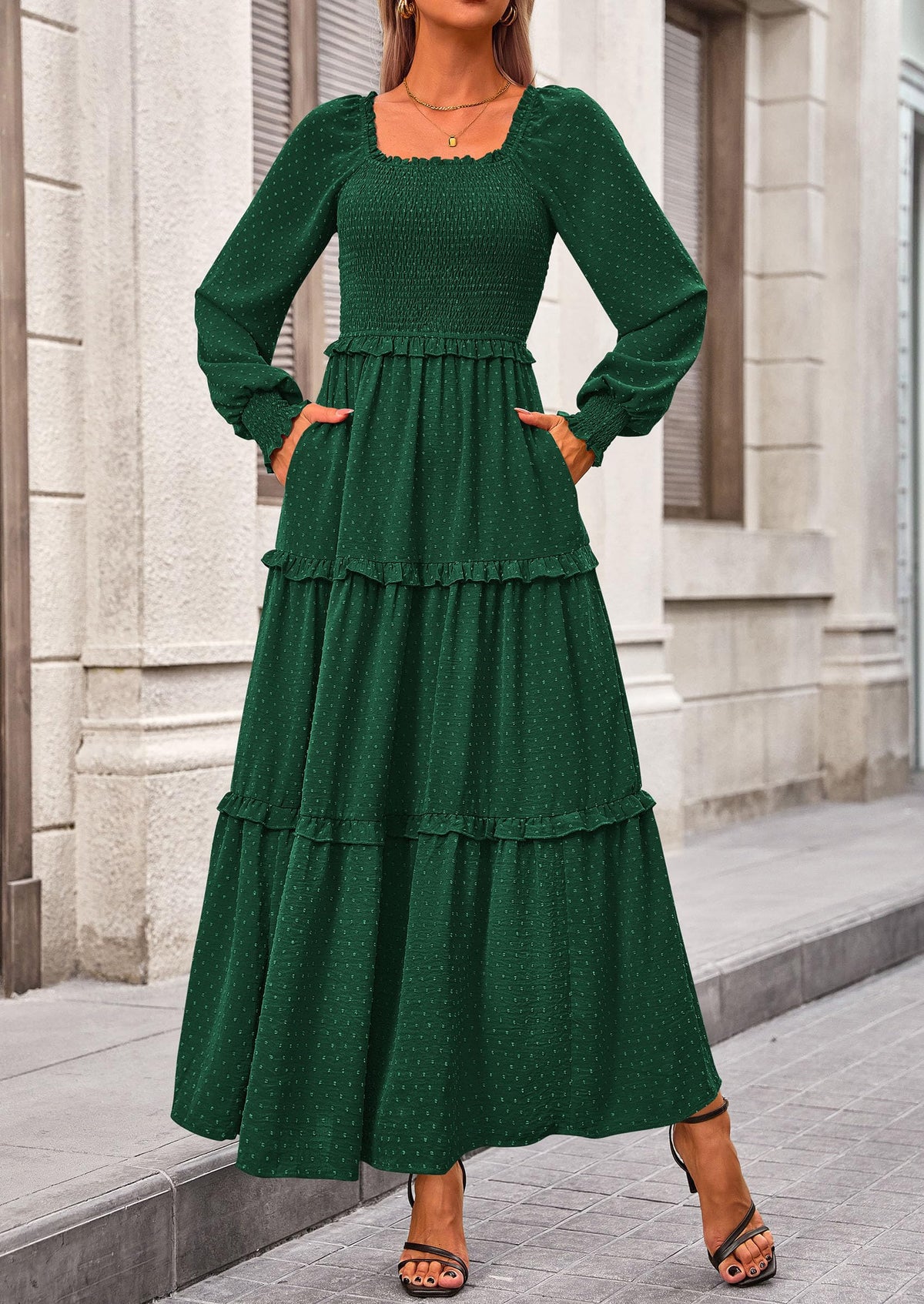 Vestido largo de plumetis