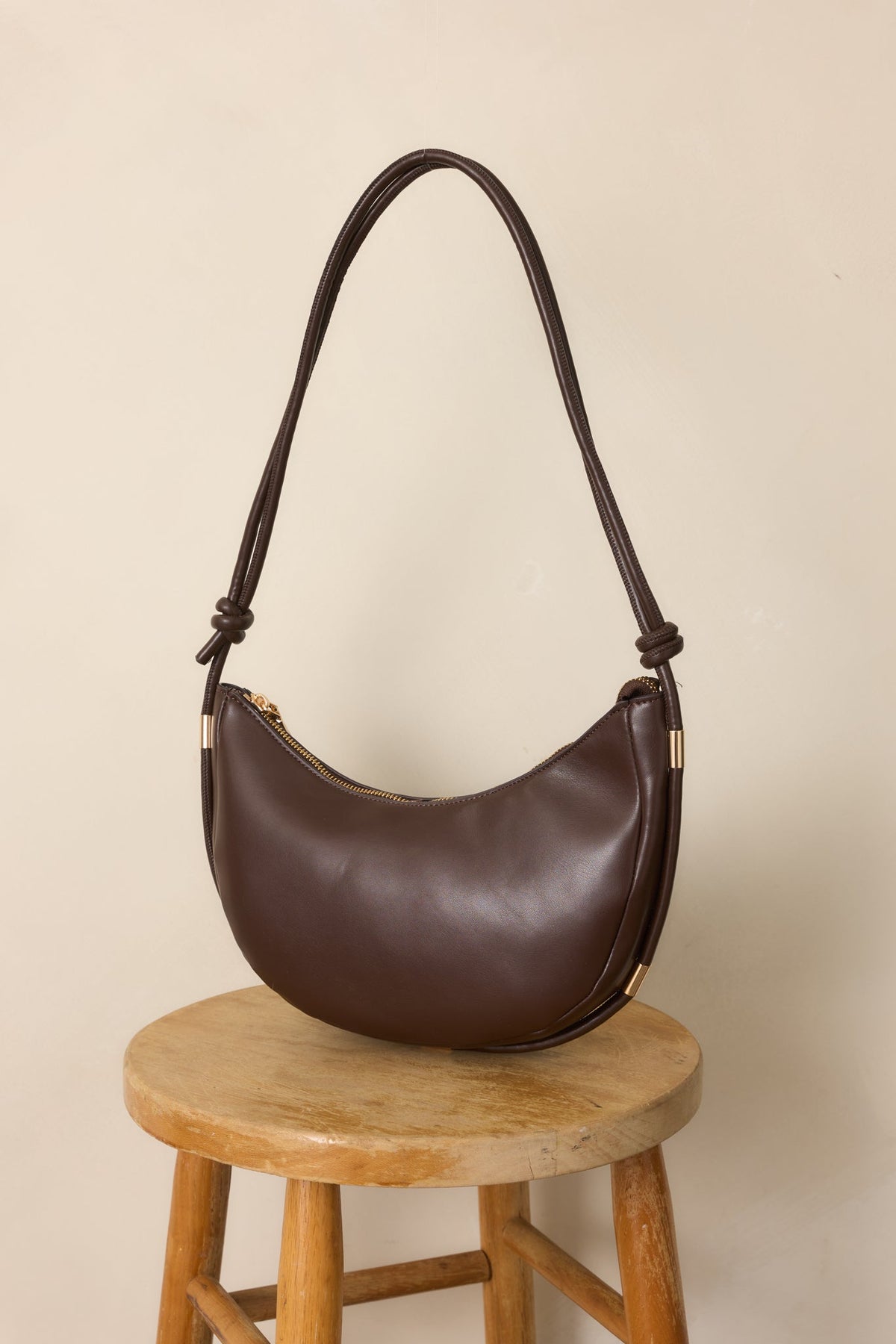 Bolso de hombro elegante Carried