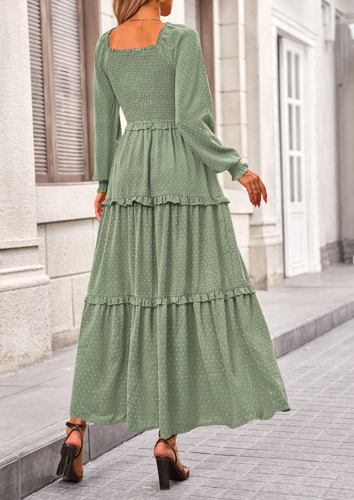 Vestido largo de plumetis