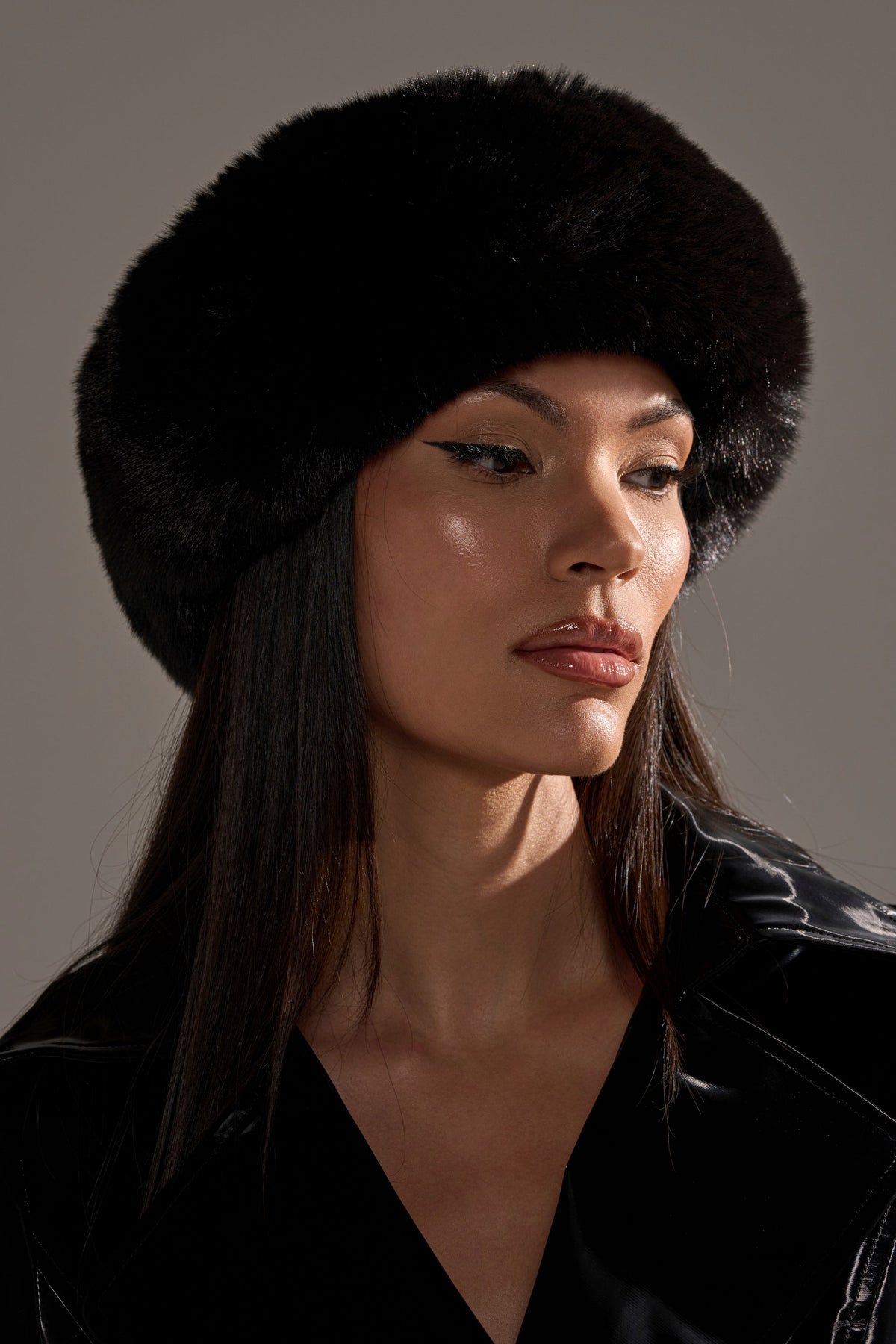 Diadema de piel sintética negra Luxe Jenny