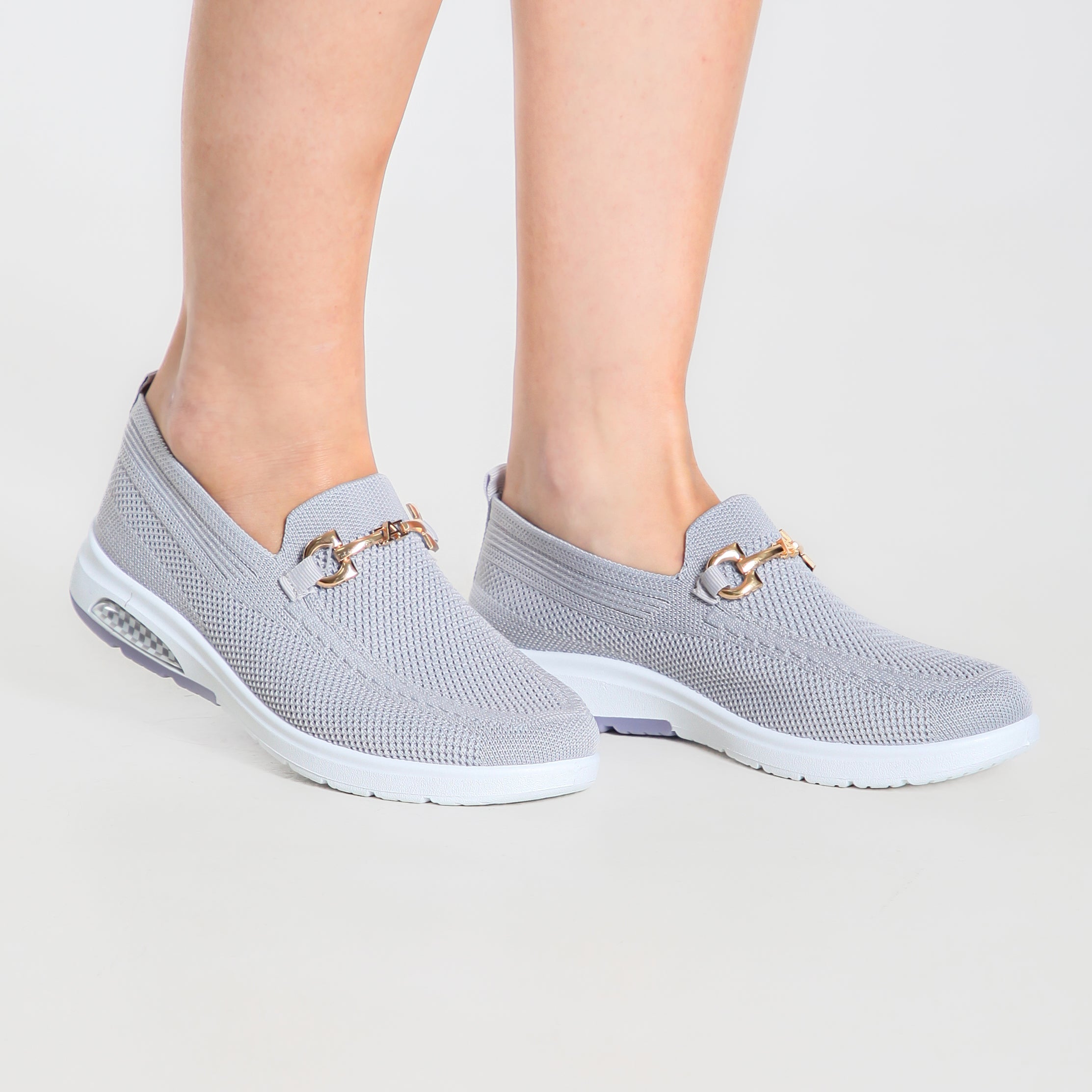 Mocasines cómodos de malla color gris