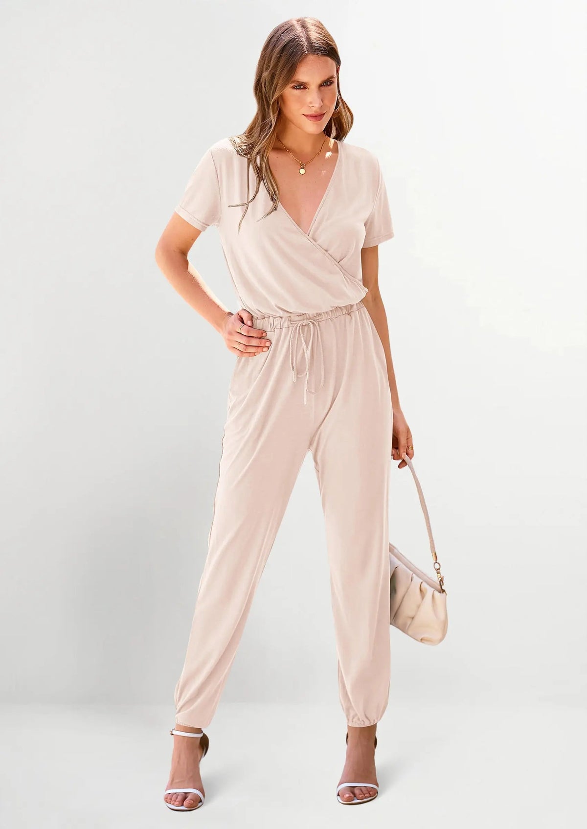 Mono elegante para mujer