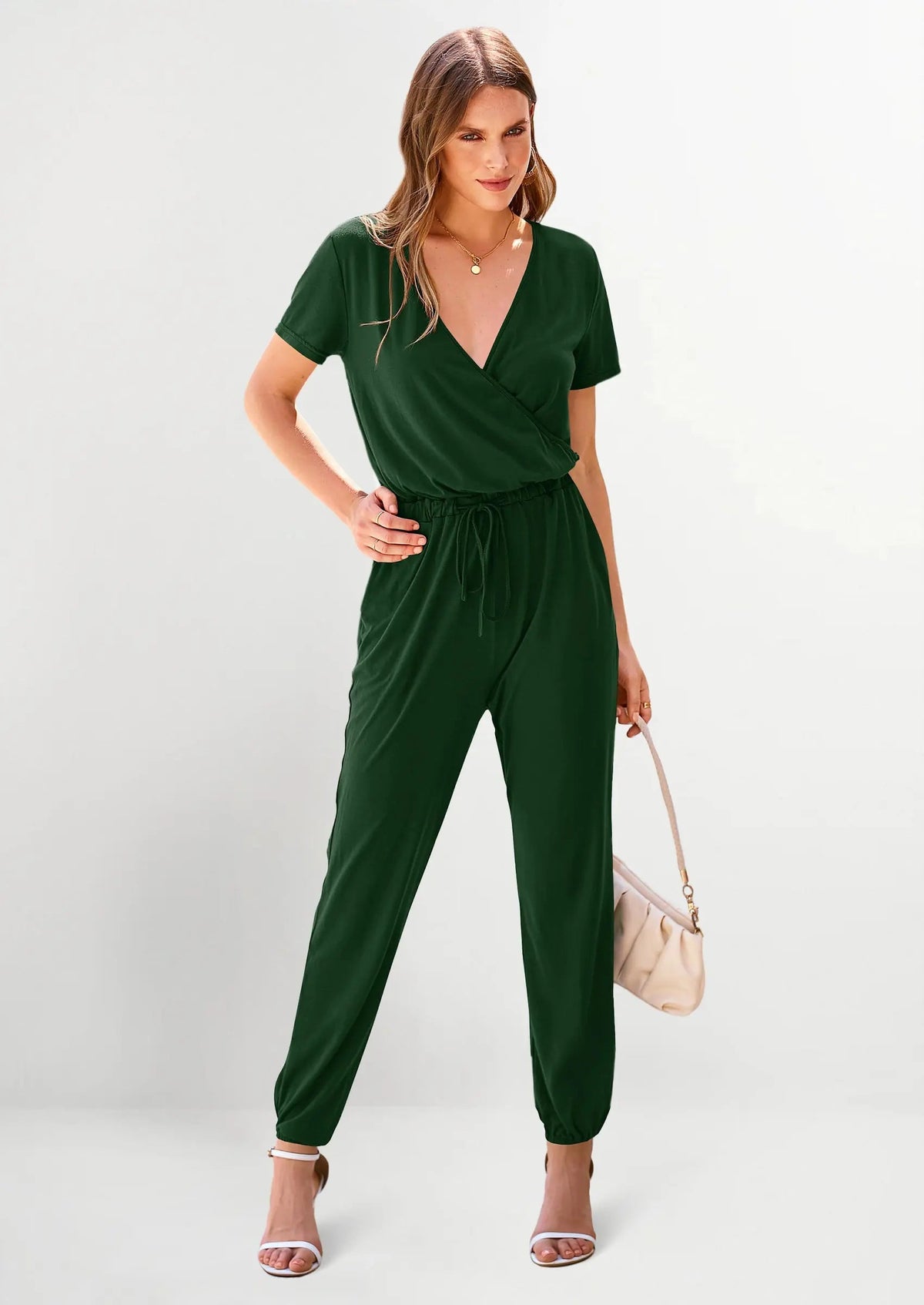Mono elegante para mujer