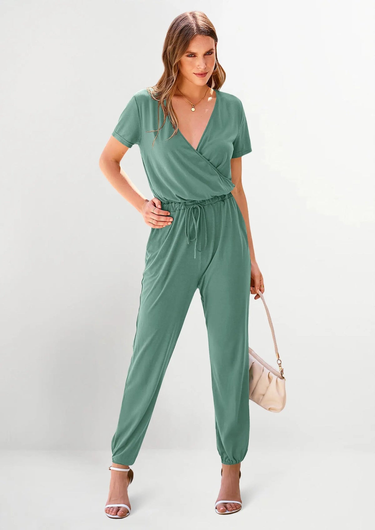 Mono elegante para mujer