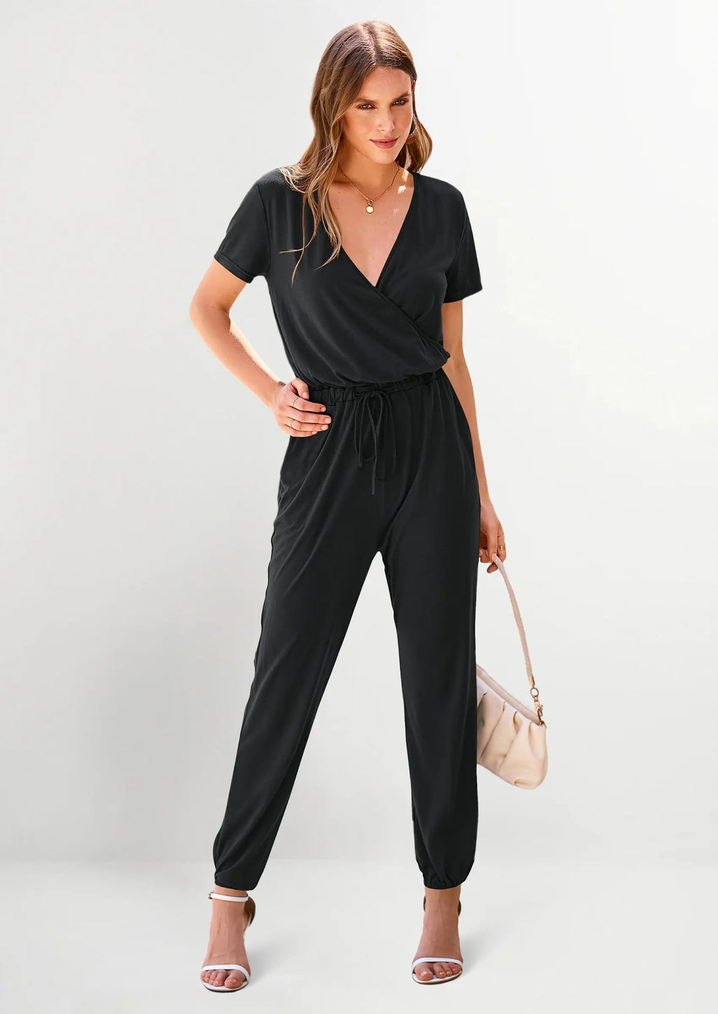 Mono elegante para mujer