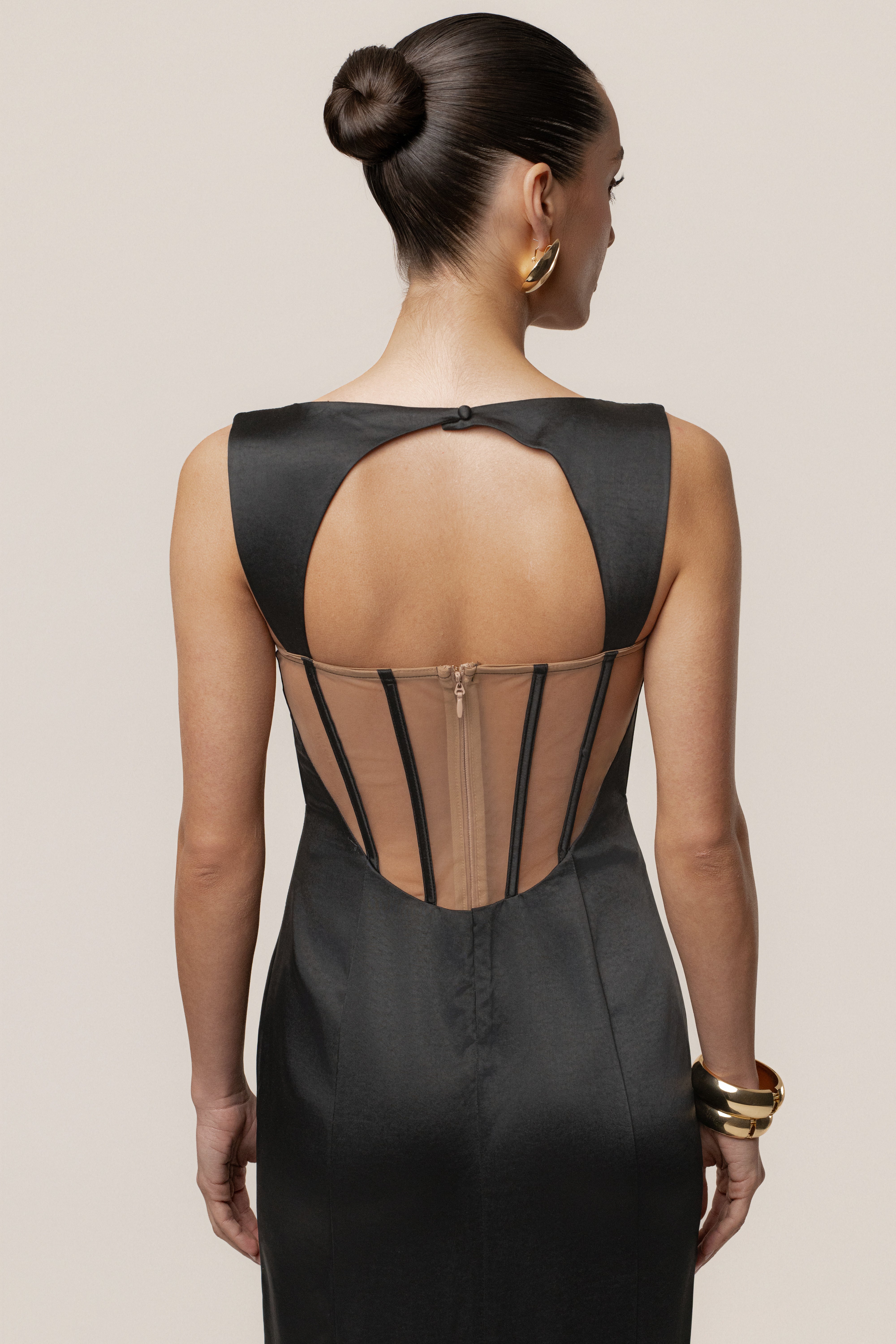 Vestido negro Amour