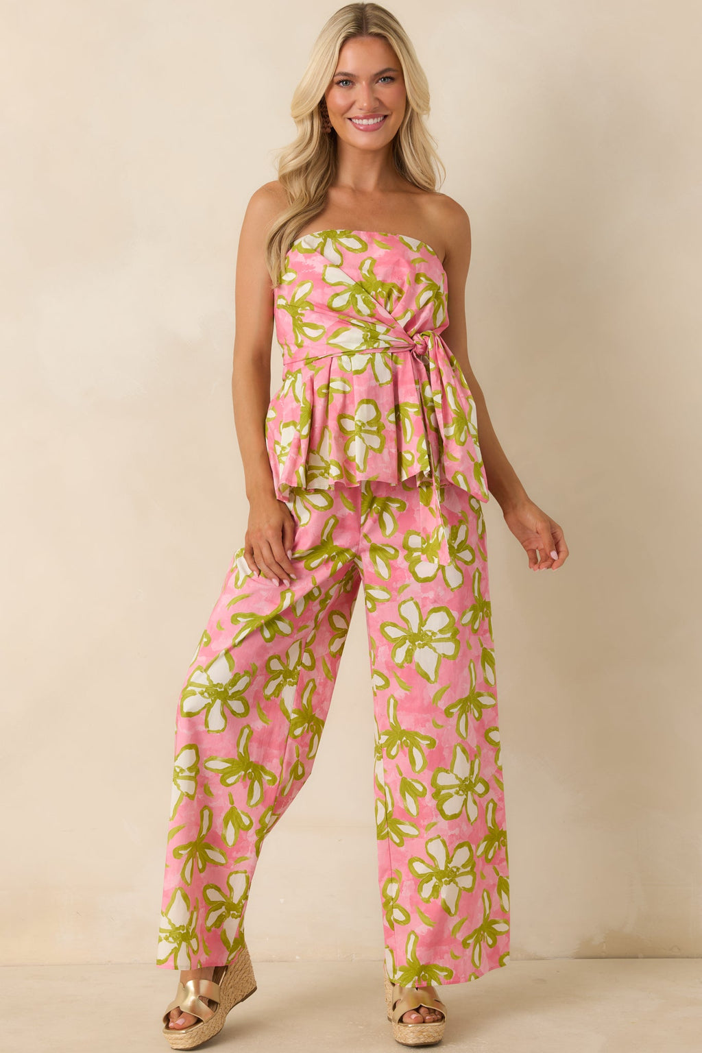 Flower Power Move Top de algodón rosa con peplum y estampado floral