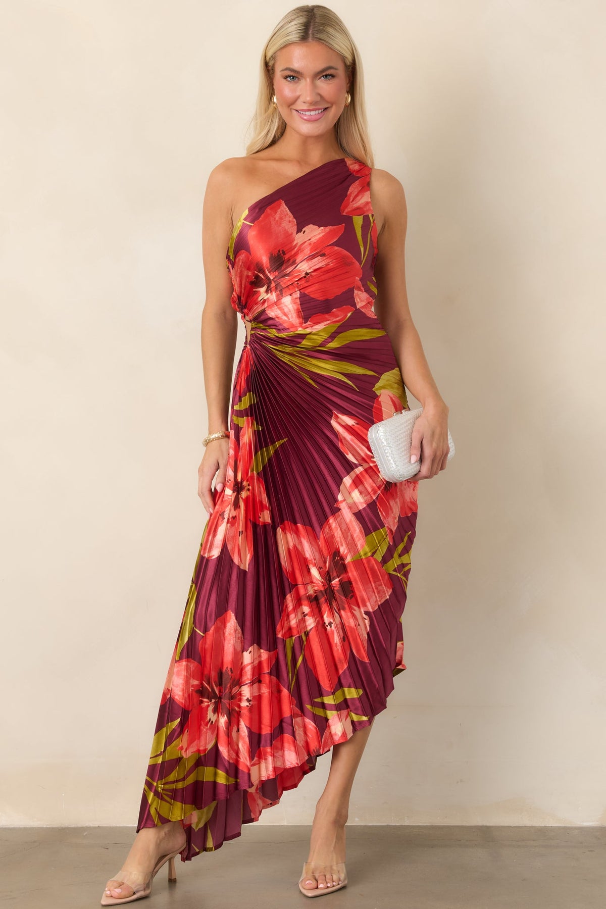 Vestido largo plisado de un solo hombro