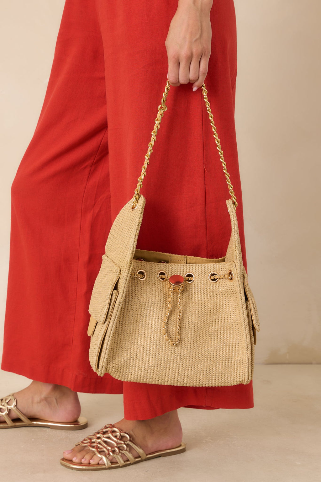 Bolso de hombro tejido en fibras naturales