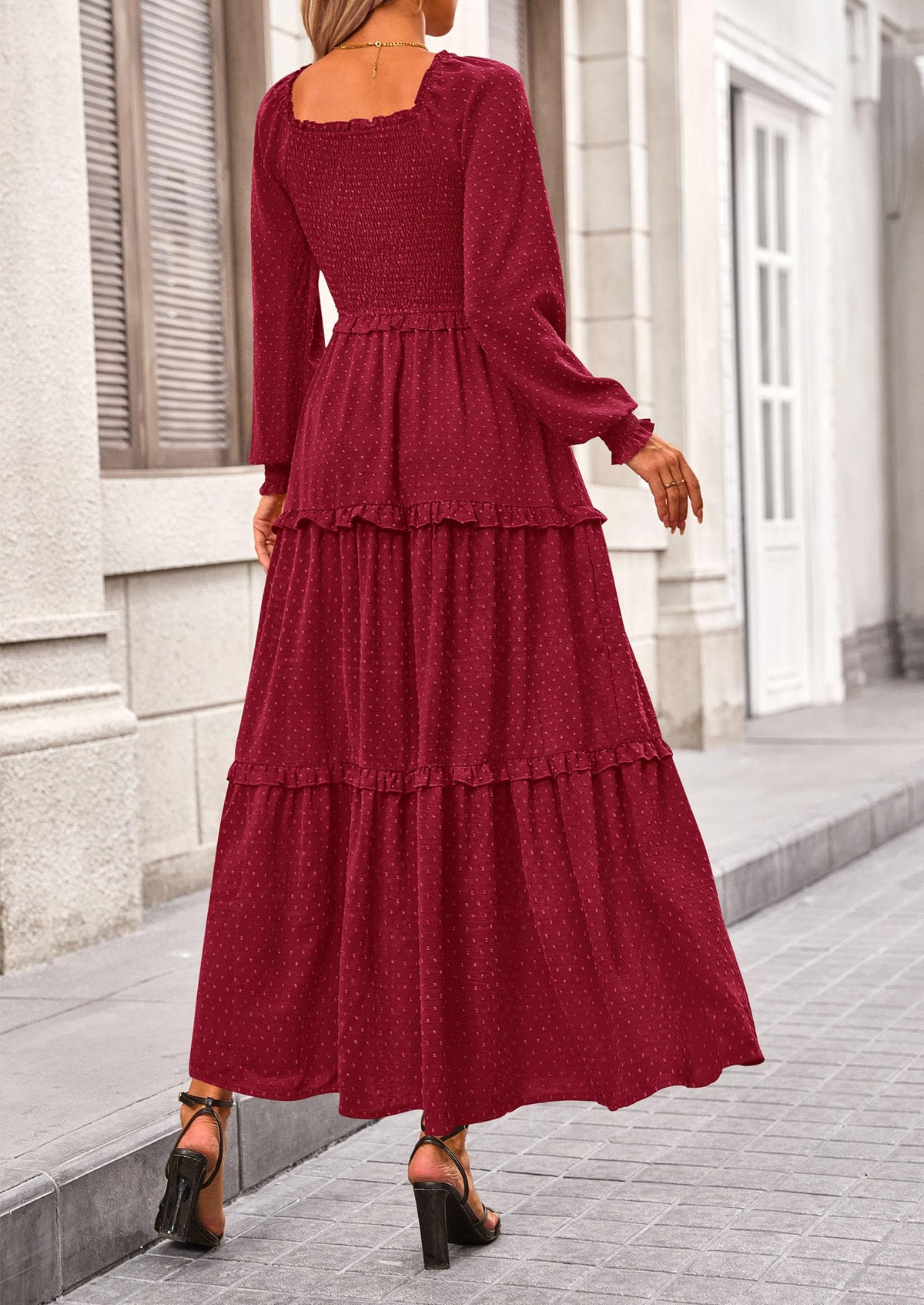 Vestido largo de plumetis